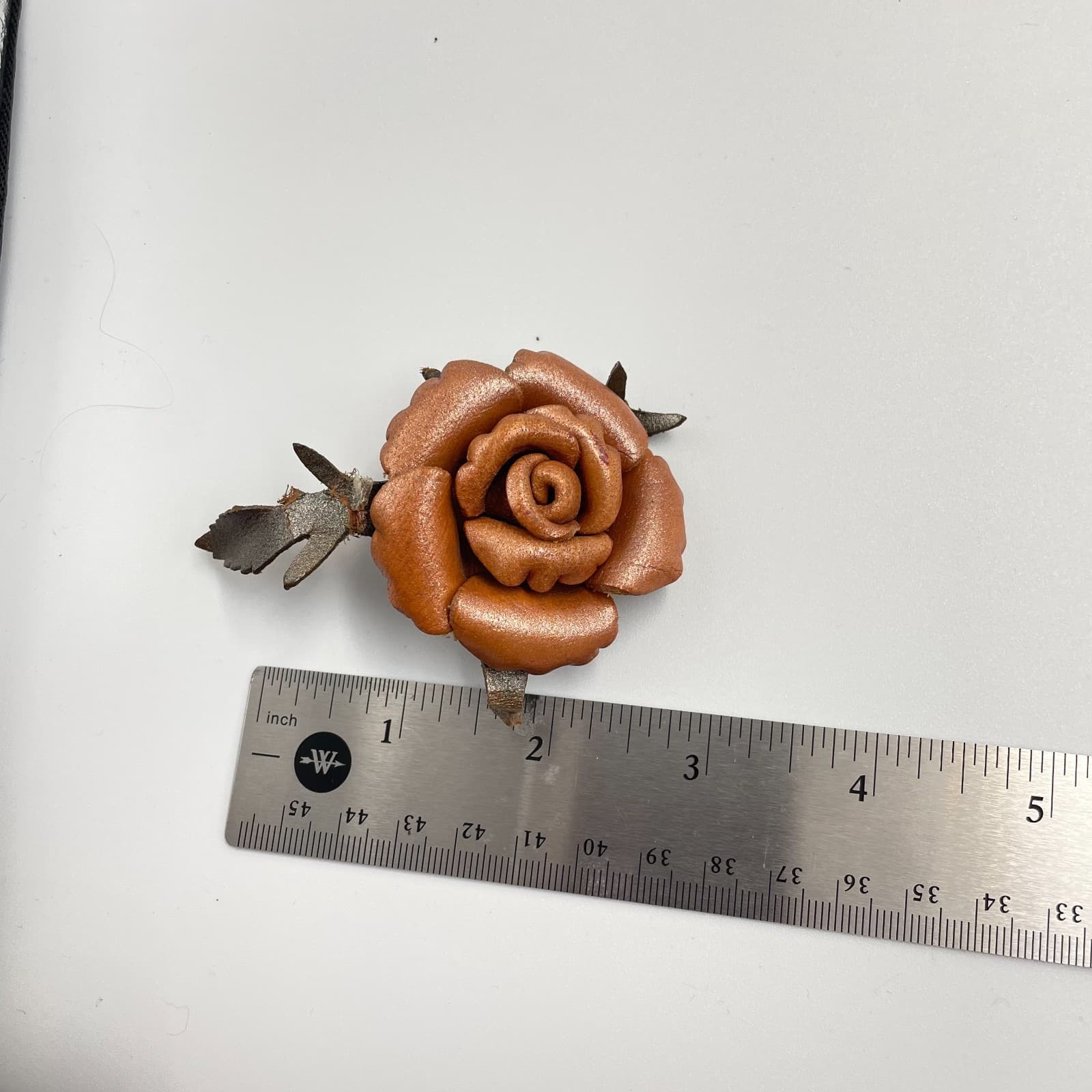 Vintage 80s Leather Rose Brooch Pin Brown Floral Leaf Classic Fashion Jewelry - Thumbnail 6
