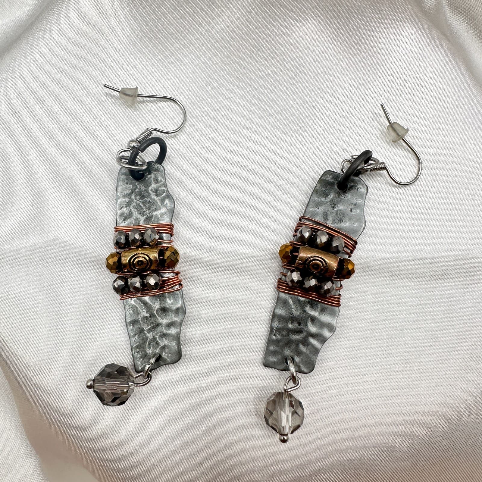 Vintage Y2K Silver Tone Beaded Dangle Earrings Women's Classic Fashion Jewelry - Thumbnail 2