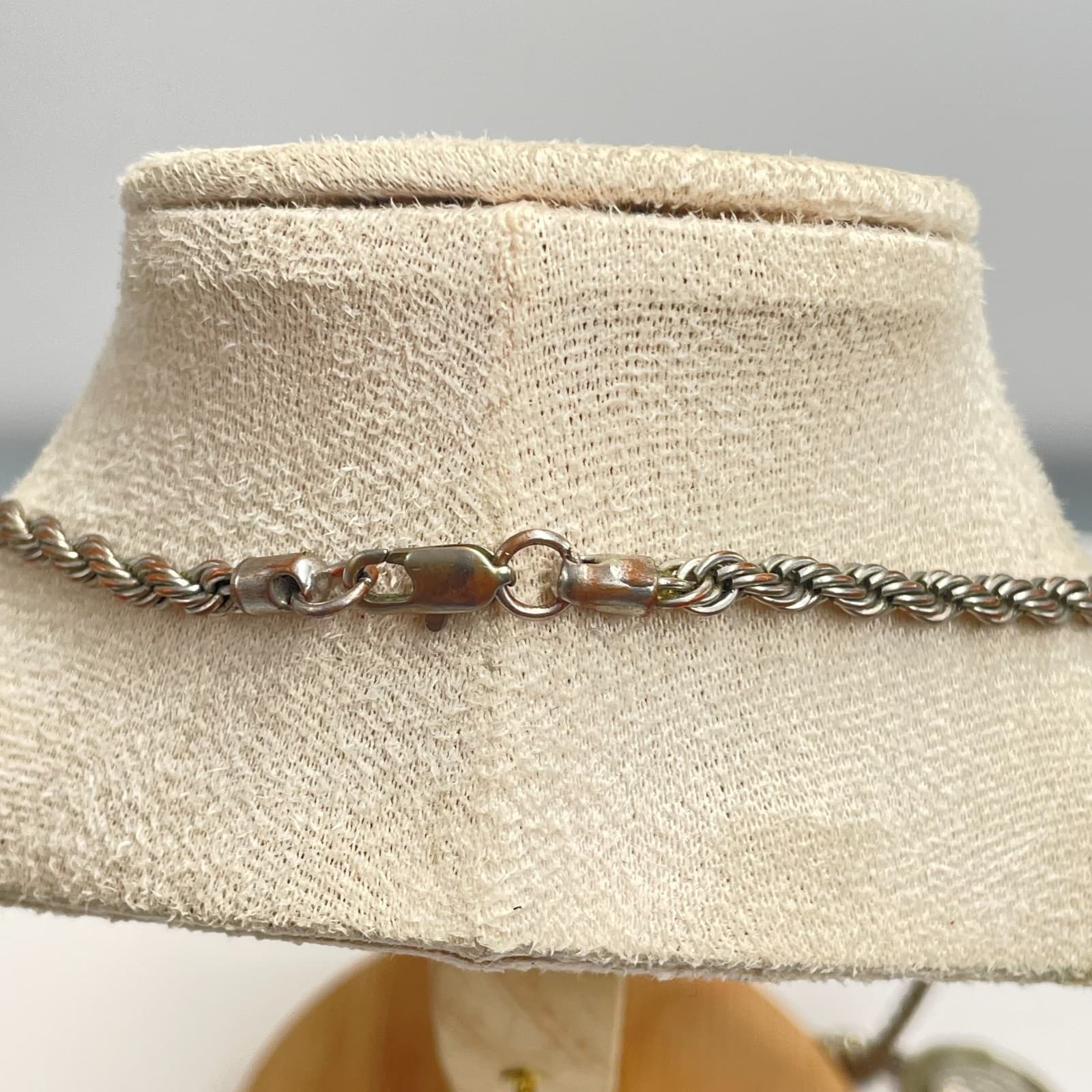 Vintage 90s Our Lady of Guadalupe Pendant Necklace SilverTone Rope Chain Jewelry - Thumbnail 6