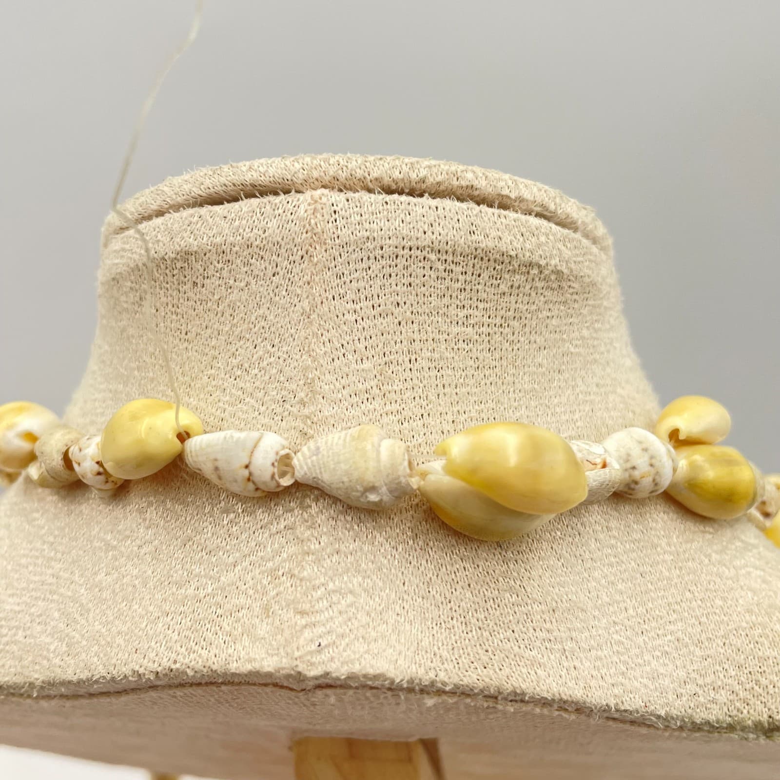 Vintage 90s Cowrie Puka Shell Double Strand Necklace Women's Classic Jewelry - Thumbnail 6