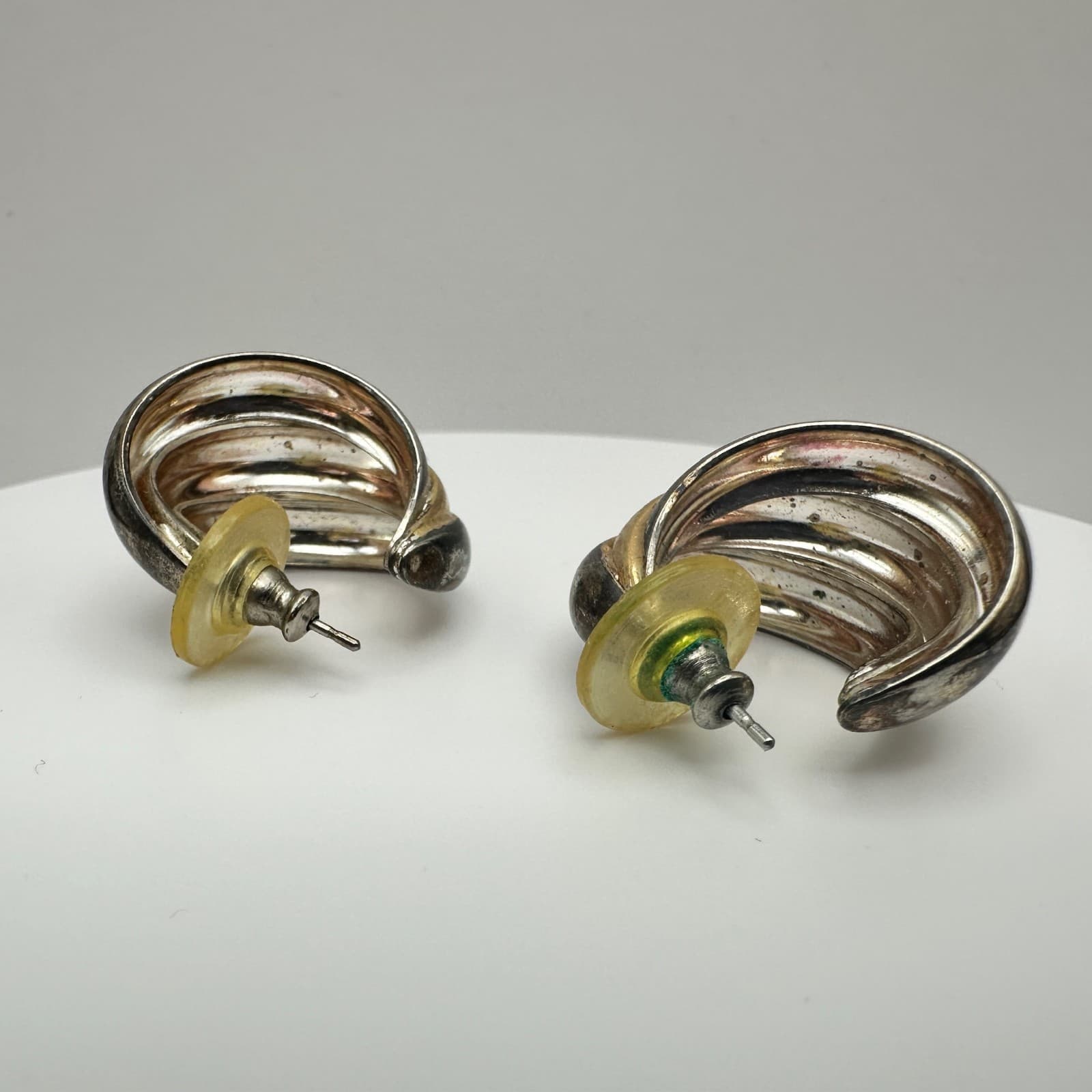 Vintage Two Tone Multi-Band Dome Hoop Earrings Post Back Women's Jewellery - Thumbnail 3