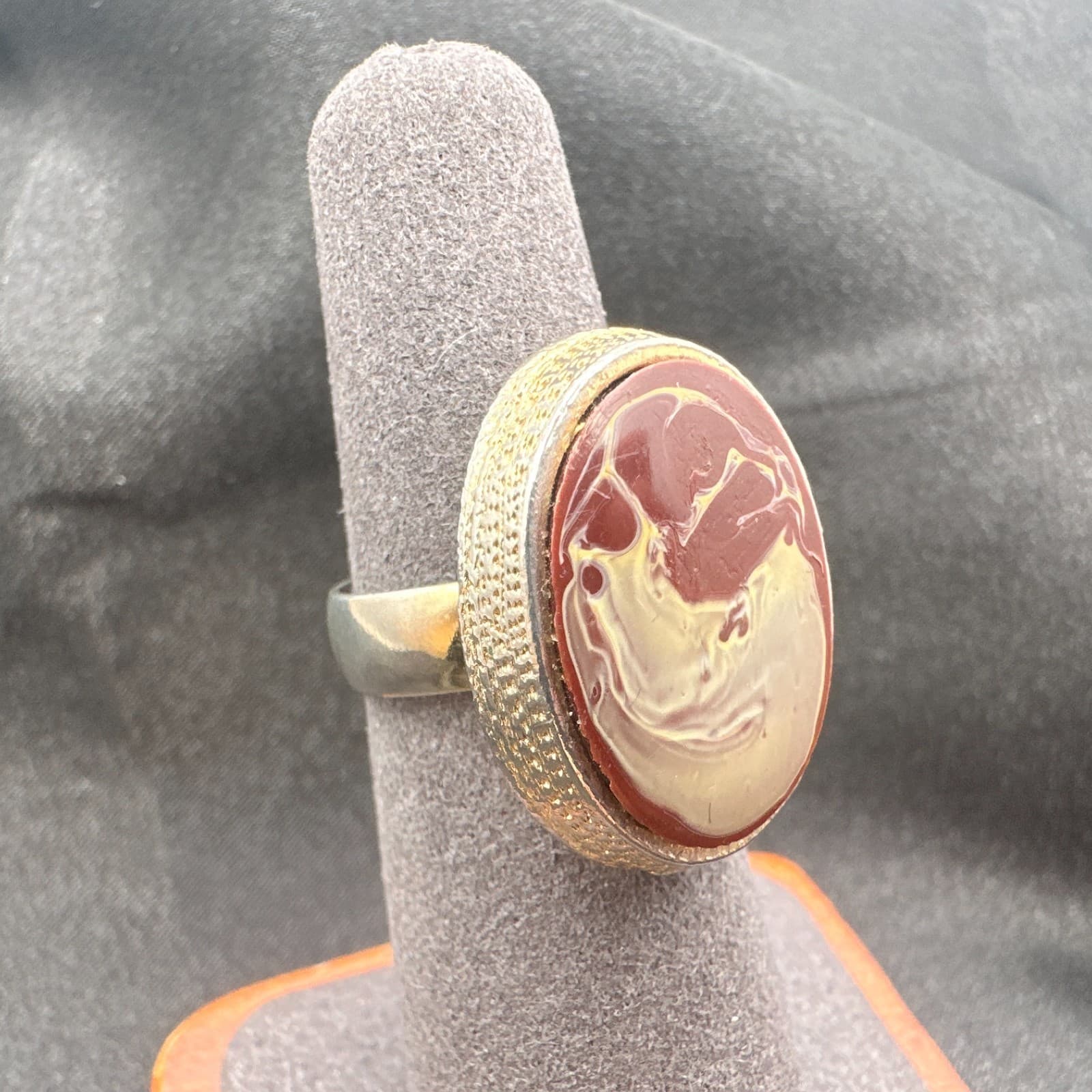 Vintage Y2K Gold Tone Oval Ring Statement Women's Classic Fashion Jewelry - Thumbnail 6