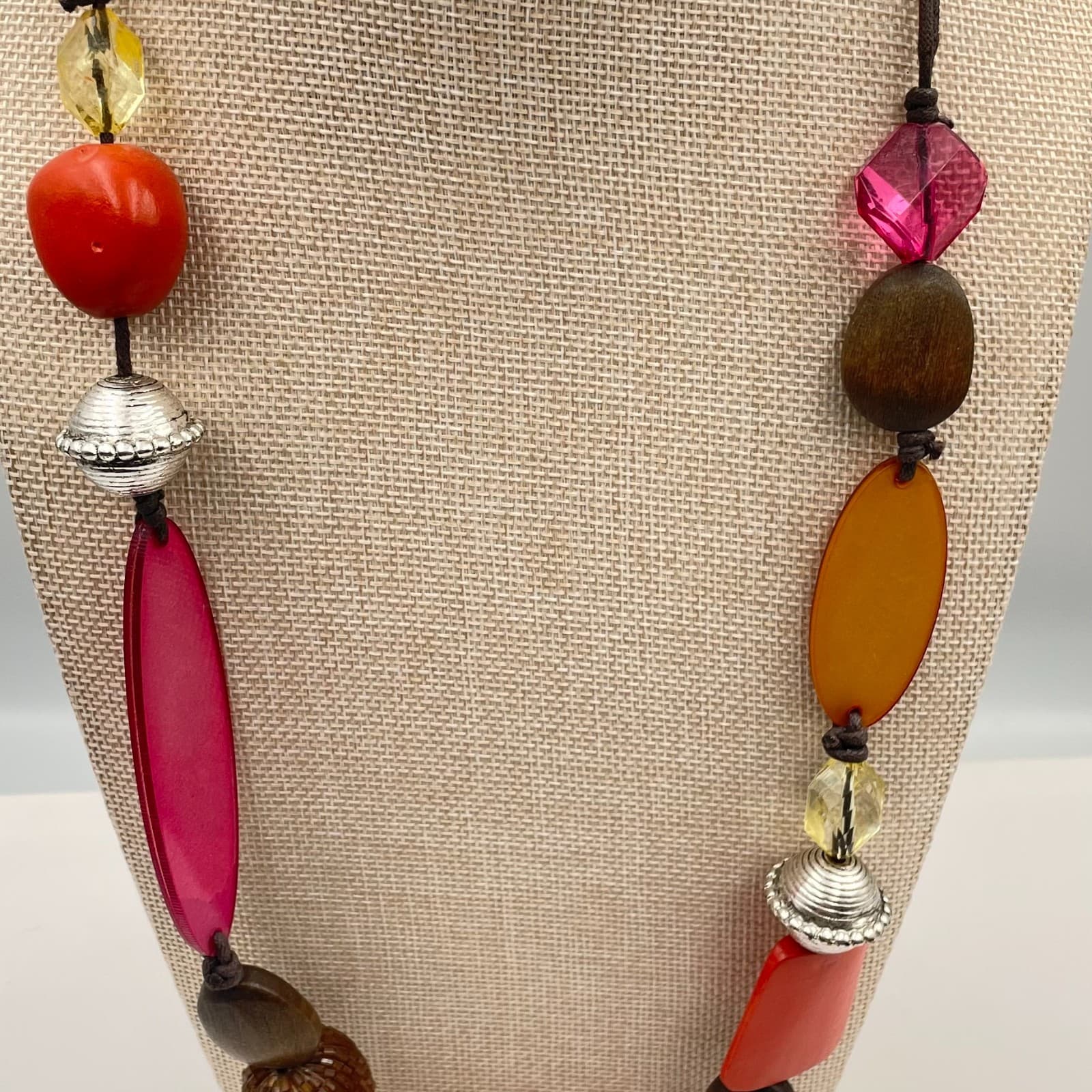 Vtg Boho Statement Necklace Chunky Multi-Color Wood Resin Glass Bead Silver Tone - Thumbnail 2