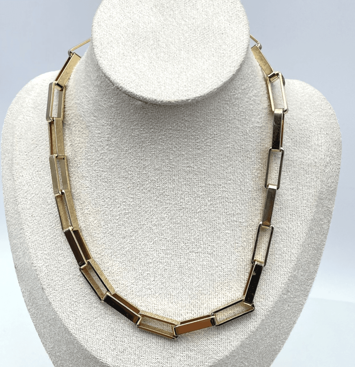 Vintage Y2K Retro Gold Tone Cubic Paperclip Link Necklace Statement Jewelry - Image 1