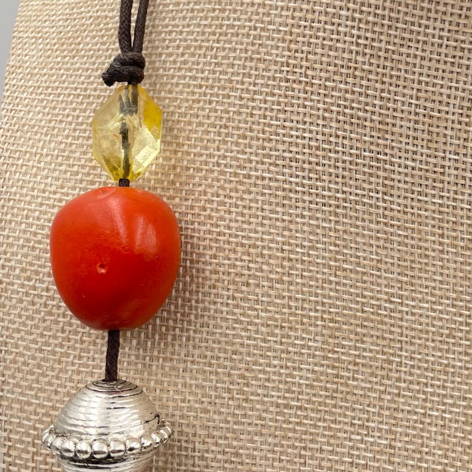 Vtg Boho Statement Necklace Chunky Multi-Color Wood Resin Glass Bead Silver Tone - Thumbnail 4