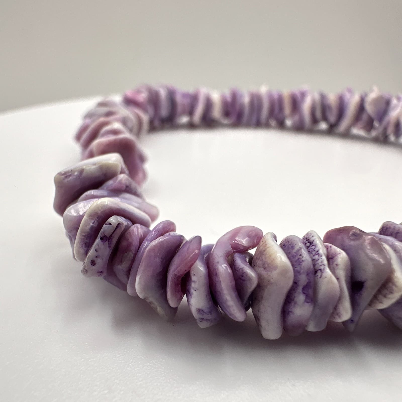 Vintage 90s Purple Shell Chip Heishe Bracelet Gold Tone Boho Women's Jewelry - Thumbnail 4