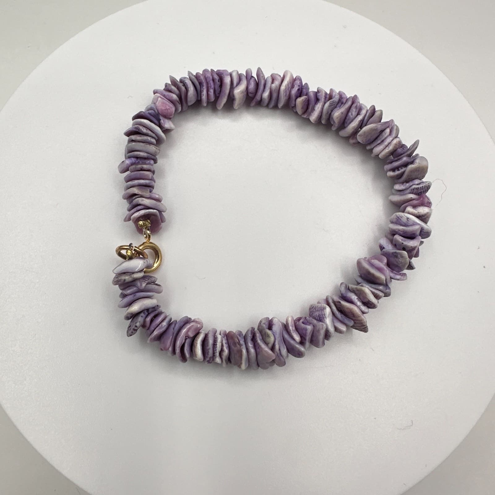 Vintage 90s Purple Shell Chip Heishe Bracelet Gold Tone Boho Women's Jewelry - Thumbnail 2