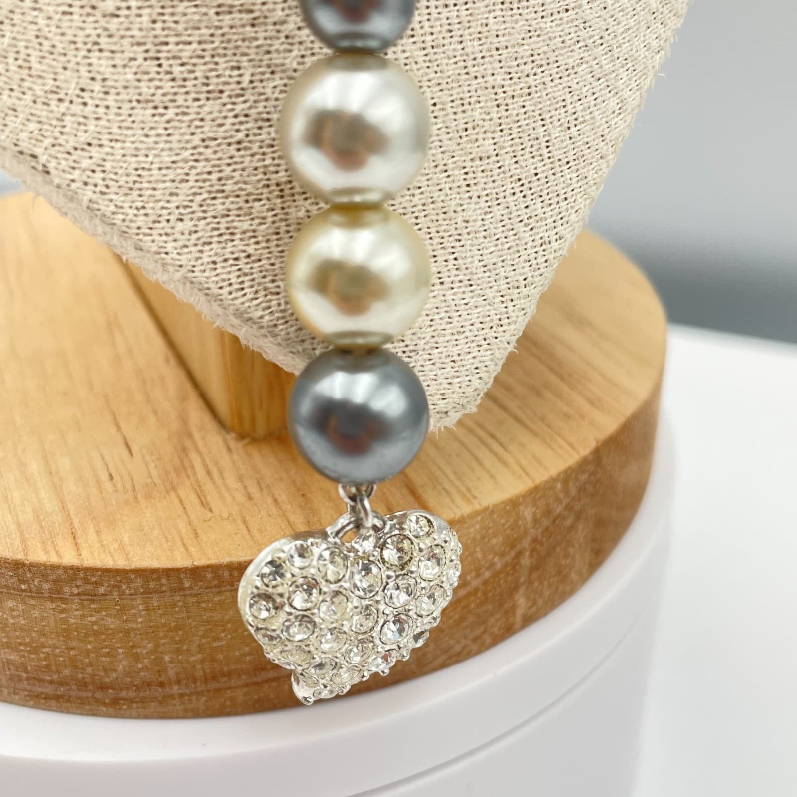 Vintage 90s Silver Tone Pearl Beaded Heart Pendant Necklace Women's Jewelry - Thumbnail 6