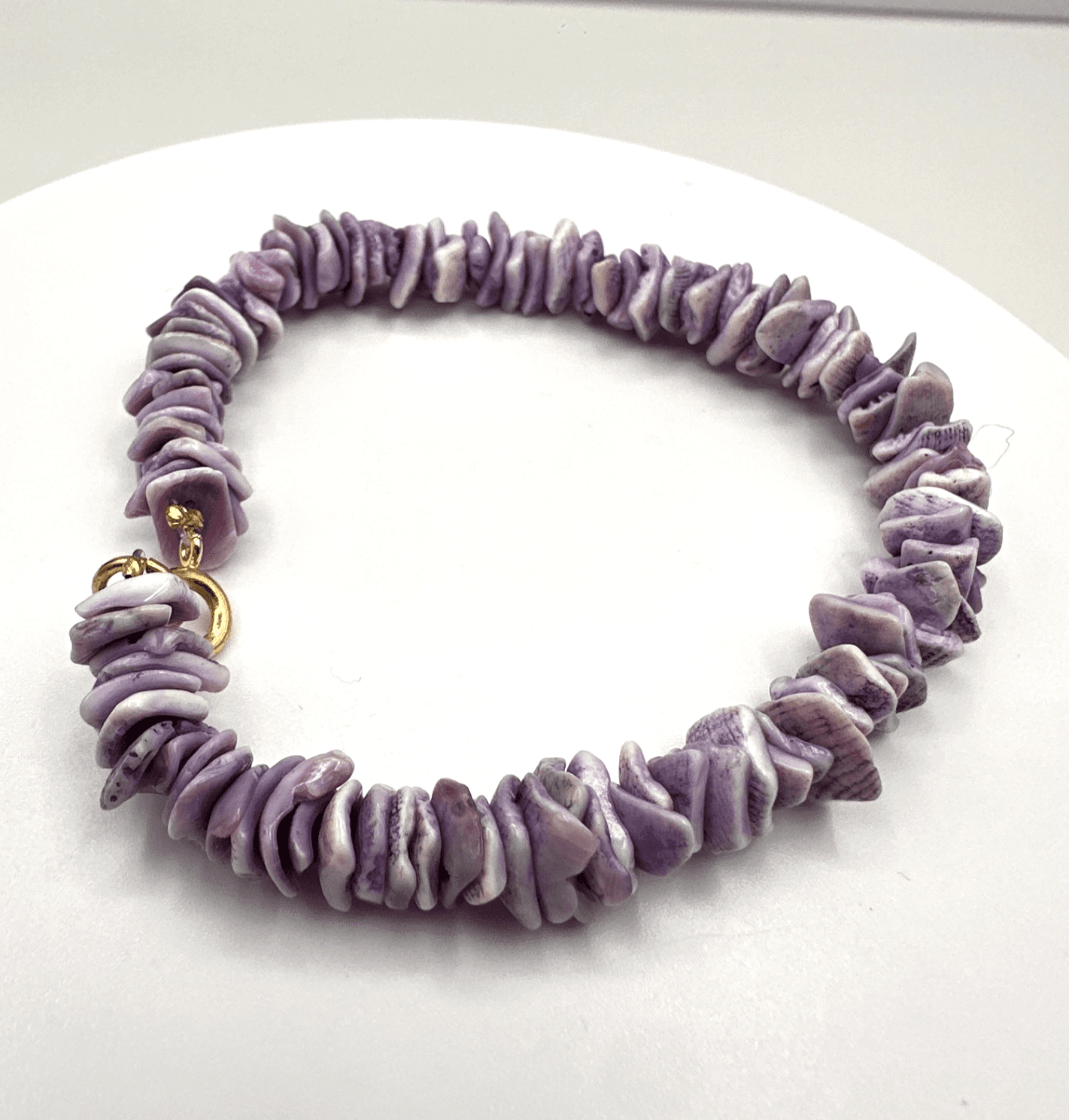 Vintage 90s Purple Shell Chip Heishe Bracelet Gold Tone Boho Women's Jewelry - Image 1