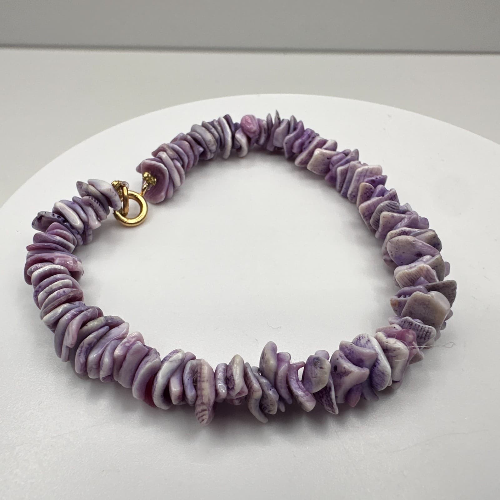 Vintage 90s Purple Shell Chip Heishe Bracelet Gold Tone Boho Women's Jewelry - Thumbnail 7