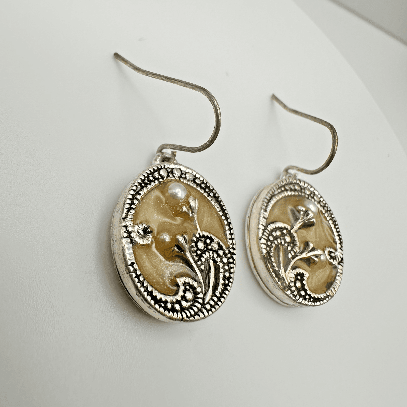 VTG Silver Tone Boho Dangle Earrings Faux Pearl Floral Hook Women's Jewellery - Thumbnail 6