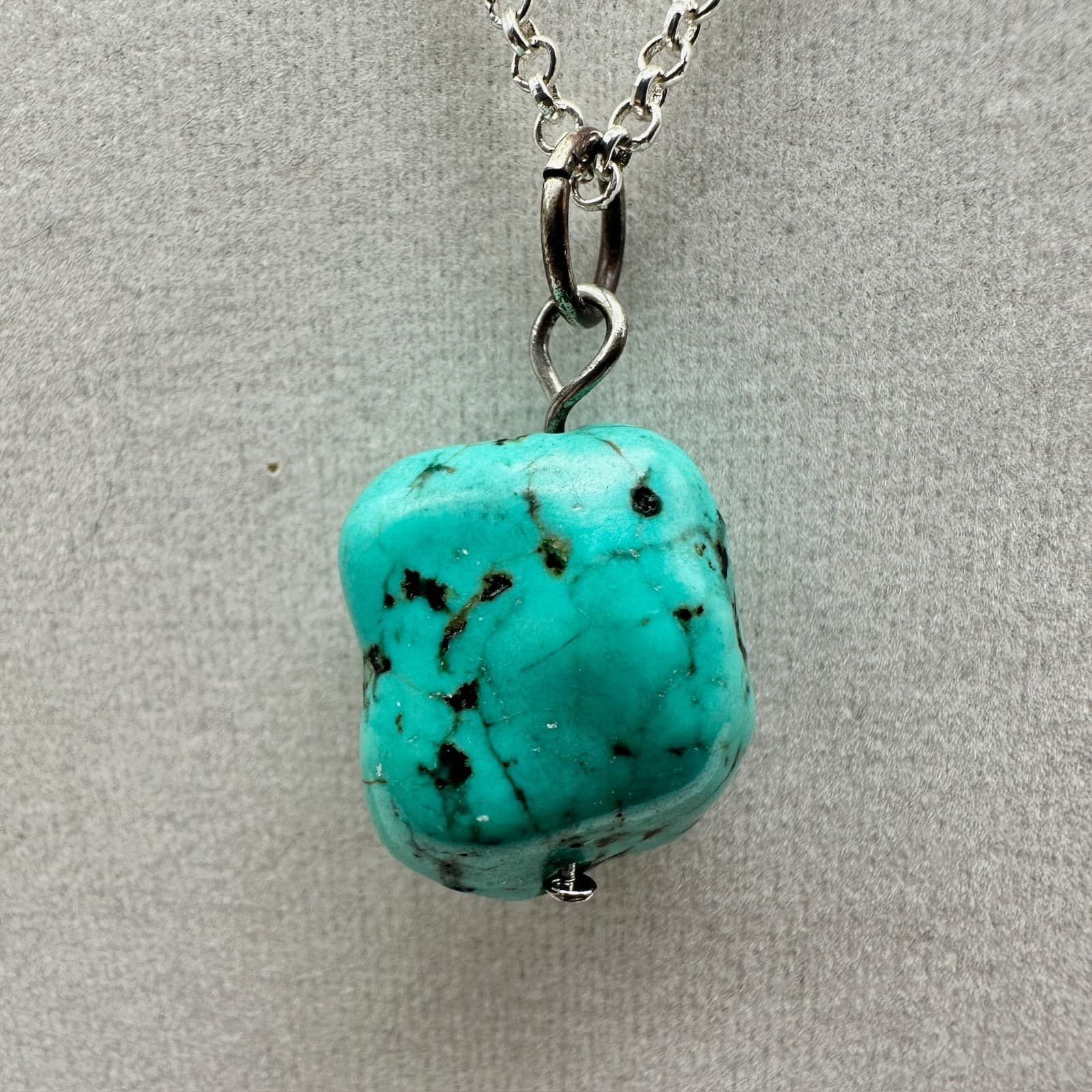 Vintage Turquoise Tumbled Stone Pendant Necklace Silver Tone Chain Jewelry Y2K - Thumbnail 5