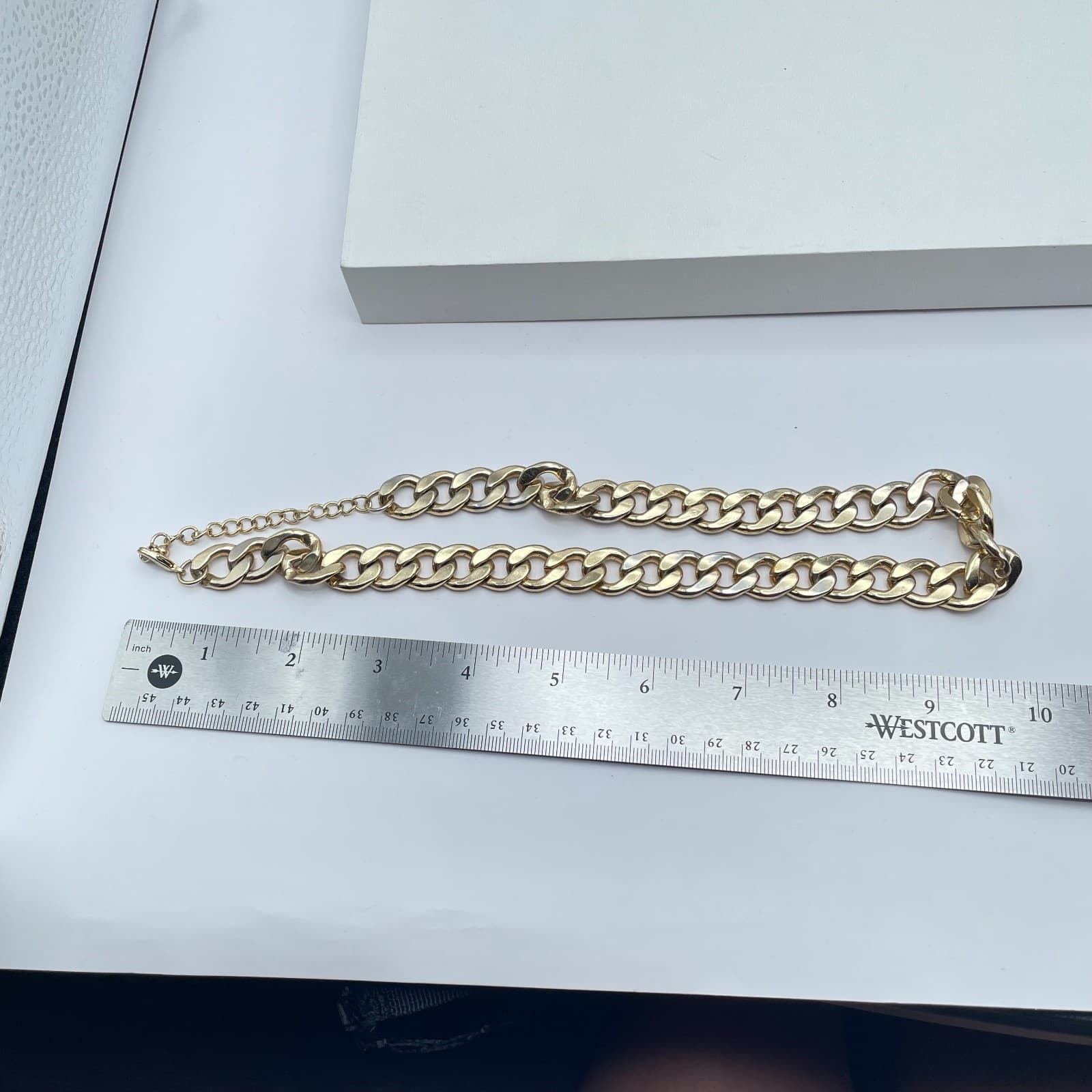 Vintage 90s Chunky Gold Tone Curb Chain Necklace Statement Adjustable Jewelry - Thumbnail 2