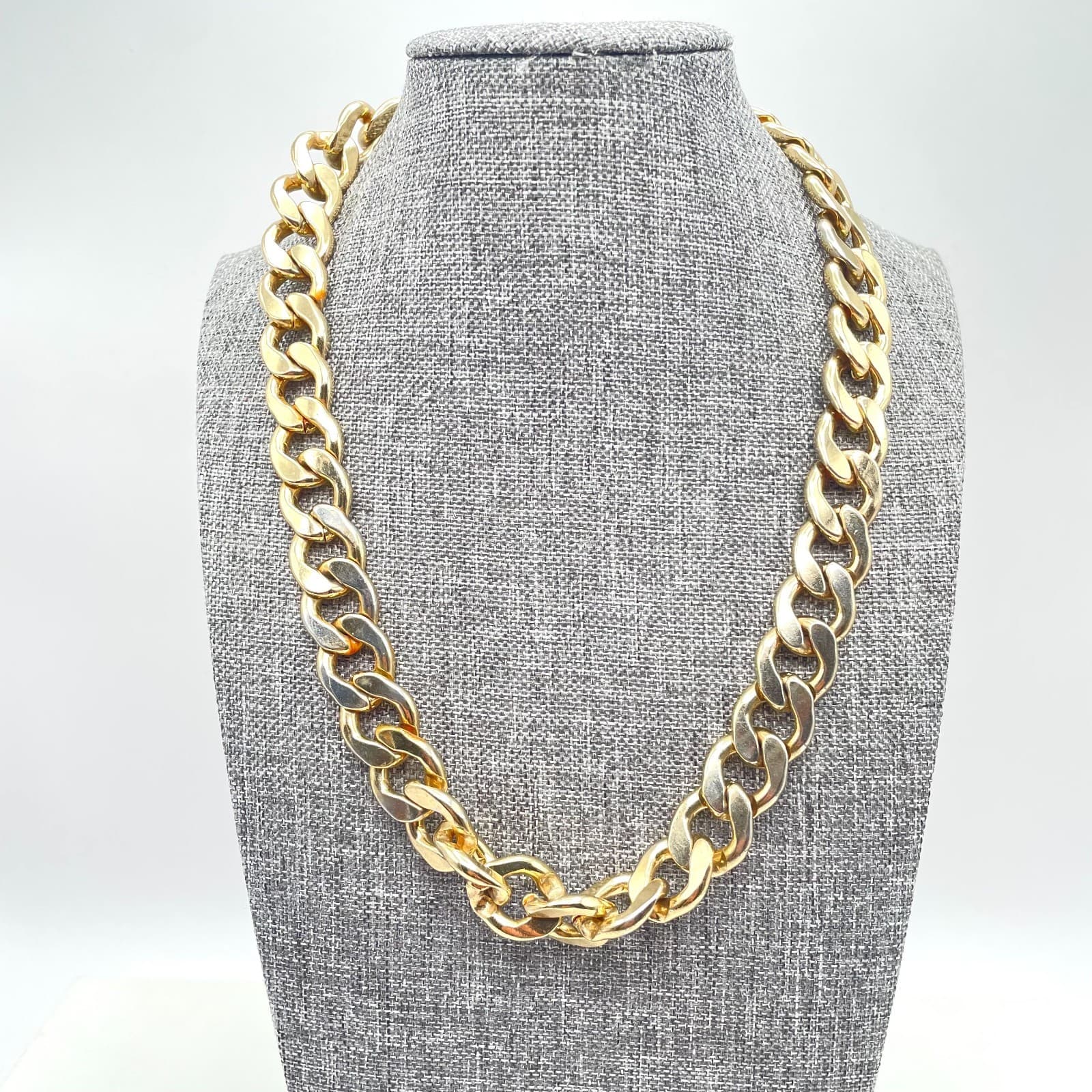 Vintage 90s Chunky Gold Tone Curb Chain Necklace Statement Adjustable Jewelry - Image 1