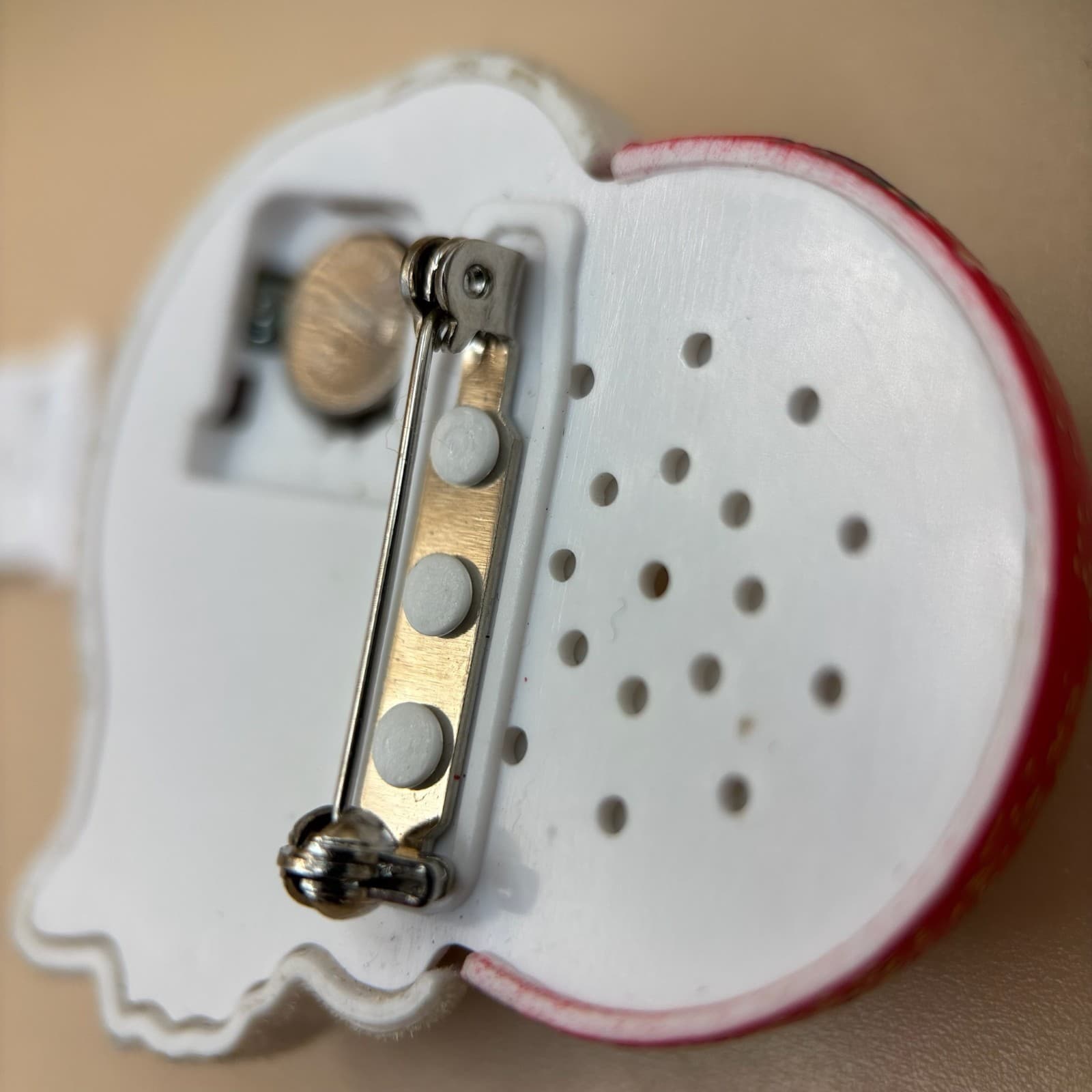 Vintage Avon Flocked White Cat Christmas Ornament Brooch Pin Musical 90s - Thumbnail 5