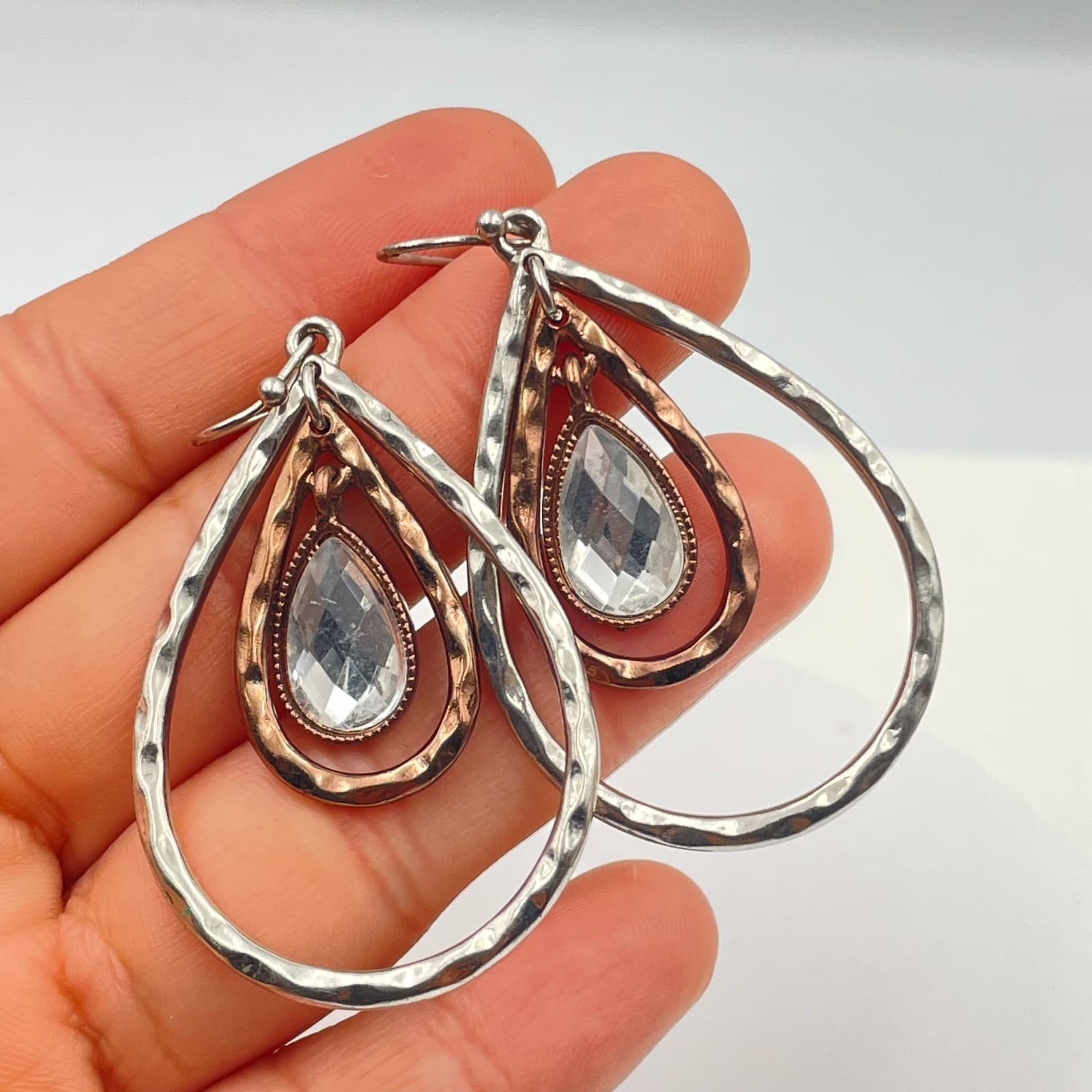 Vintage 90s Clear Rhinestone Teardrop Dangle Earrings Silver/Copper Tone Jewelry - Thumbnail 6