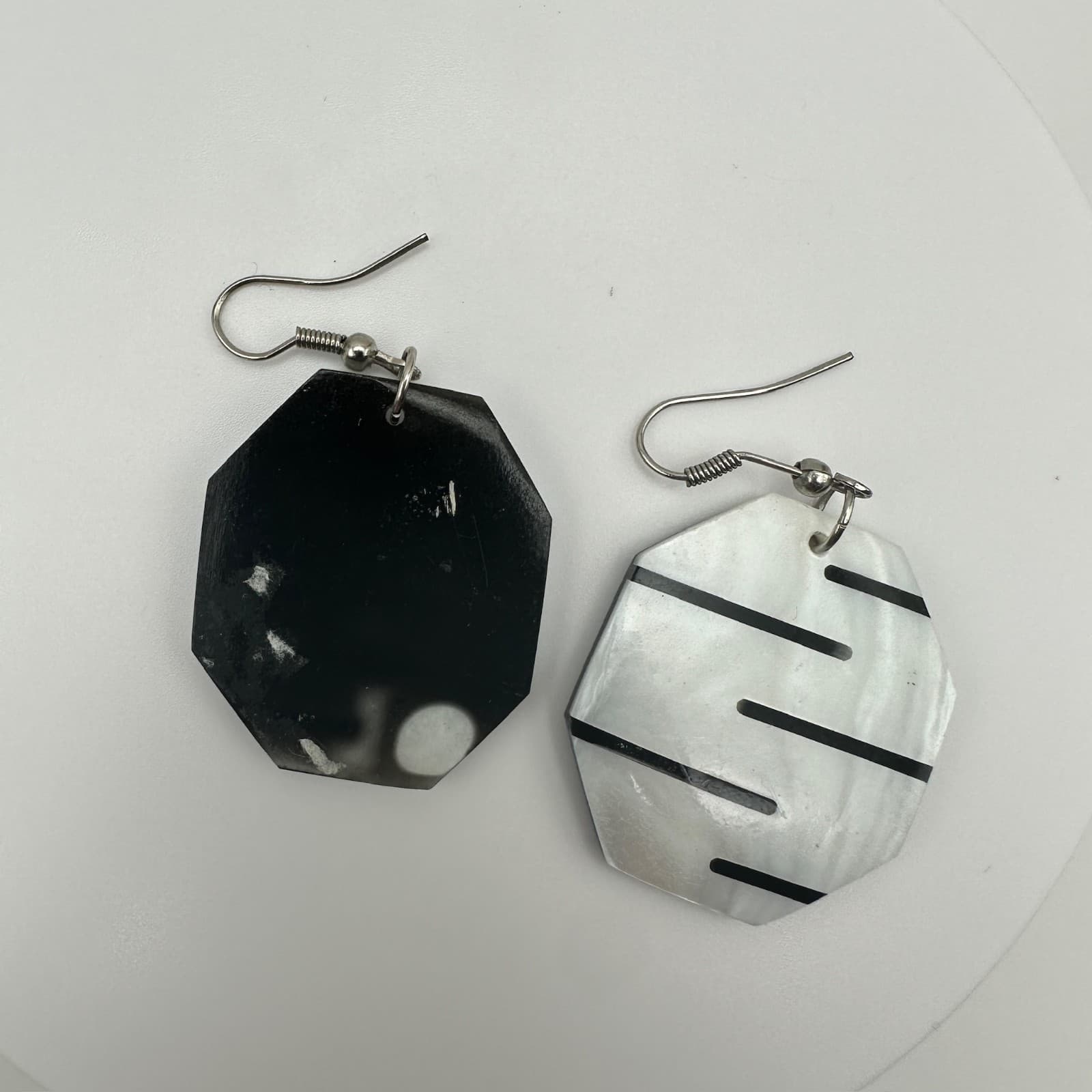 Vintage Y2K Geometric Mother of Pearl Inlaid Black Stripe Dangle Earrings Hook - Thumbnail 7