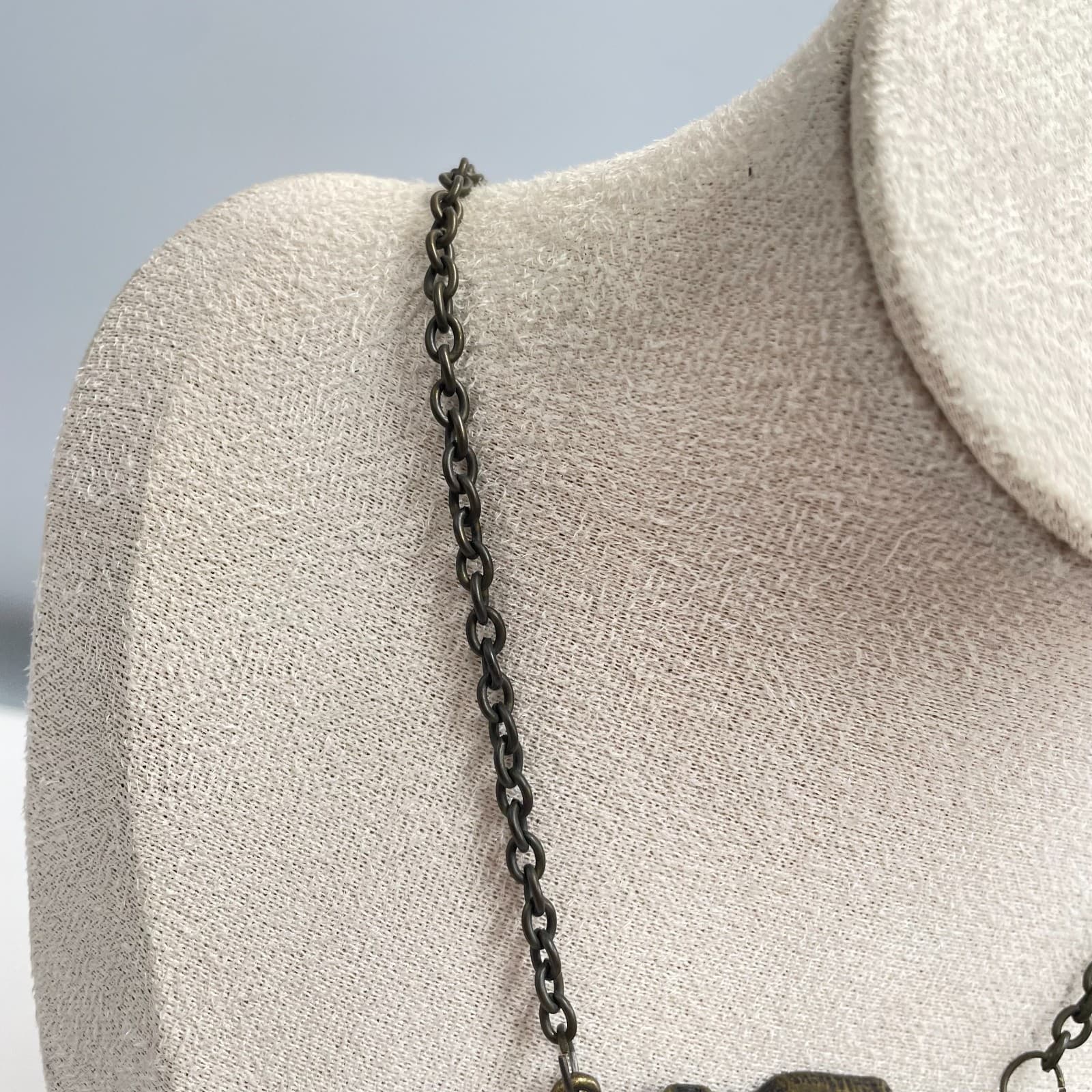 Vintage 90s Camera Pendant Necklace Bronze Tone Glass Stone Photographer Gift - Thumbnail 4