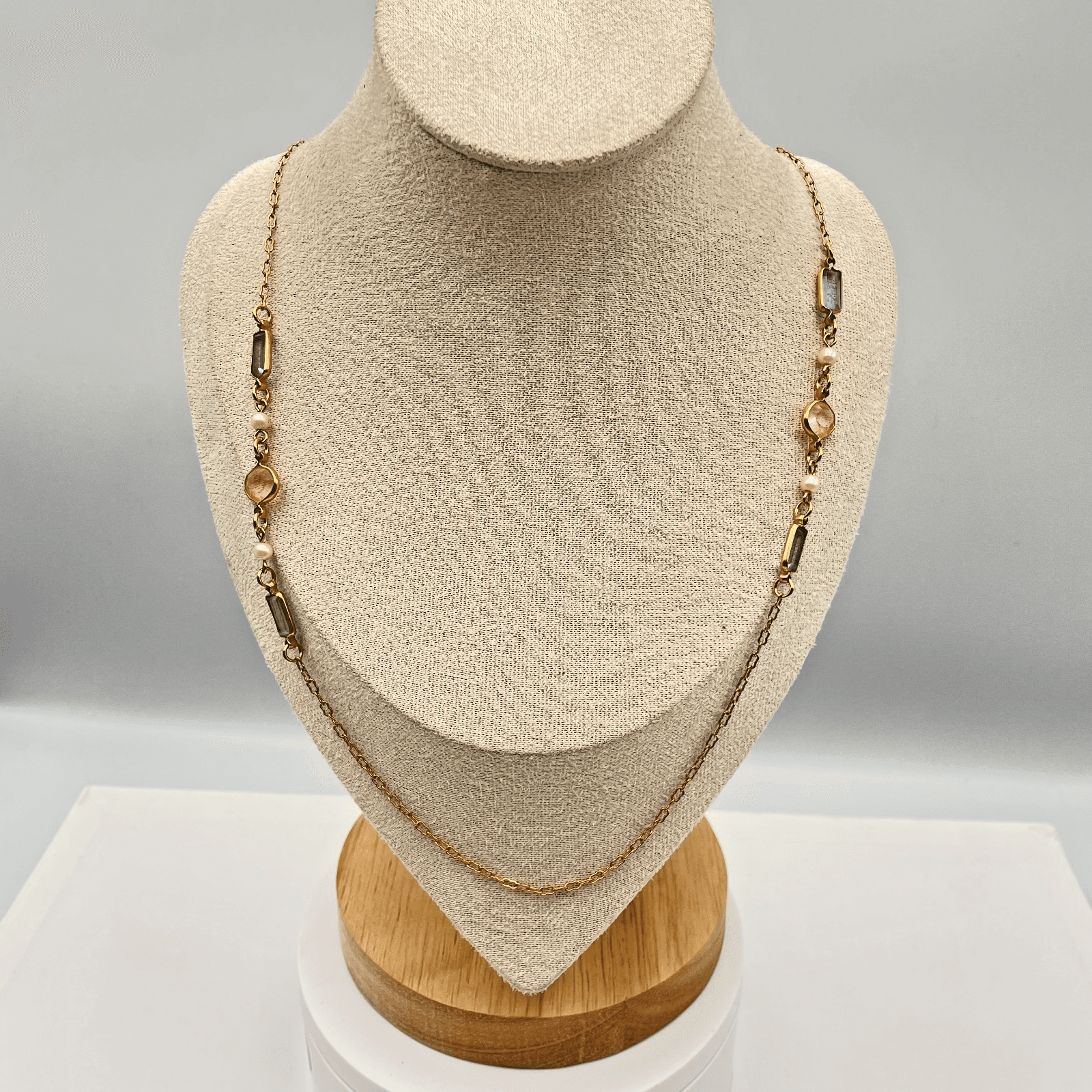 Vintage 90s Gold Tone Station Necklace Boho Retro Women's Classic Jewelry - Image 1