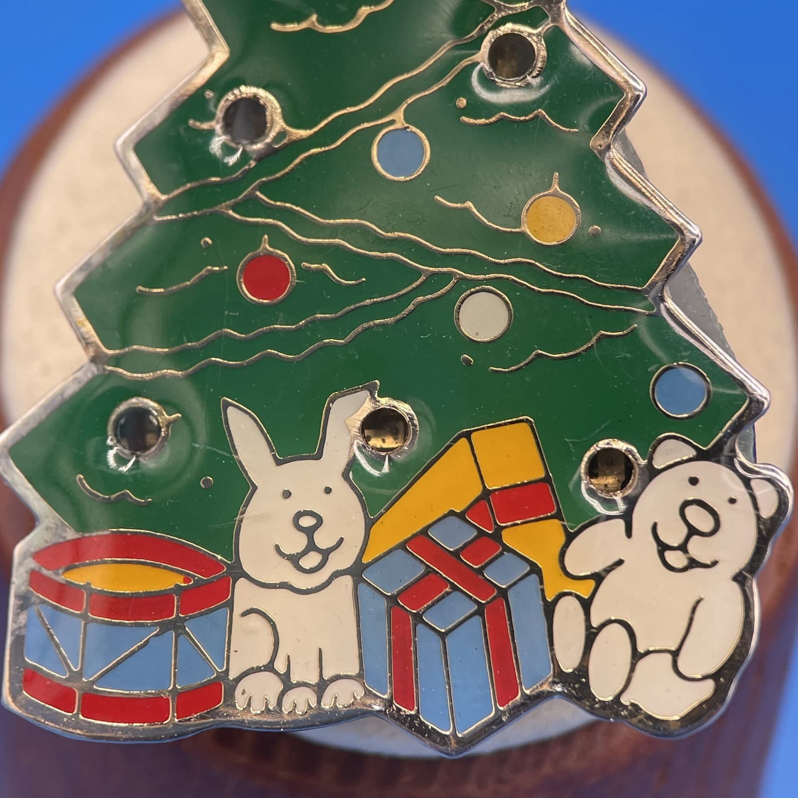 Vintage Christmas Tree Light Up Brooch Pin Toys Presents Enamel Silver Tone - Thumbnail 7