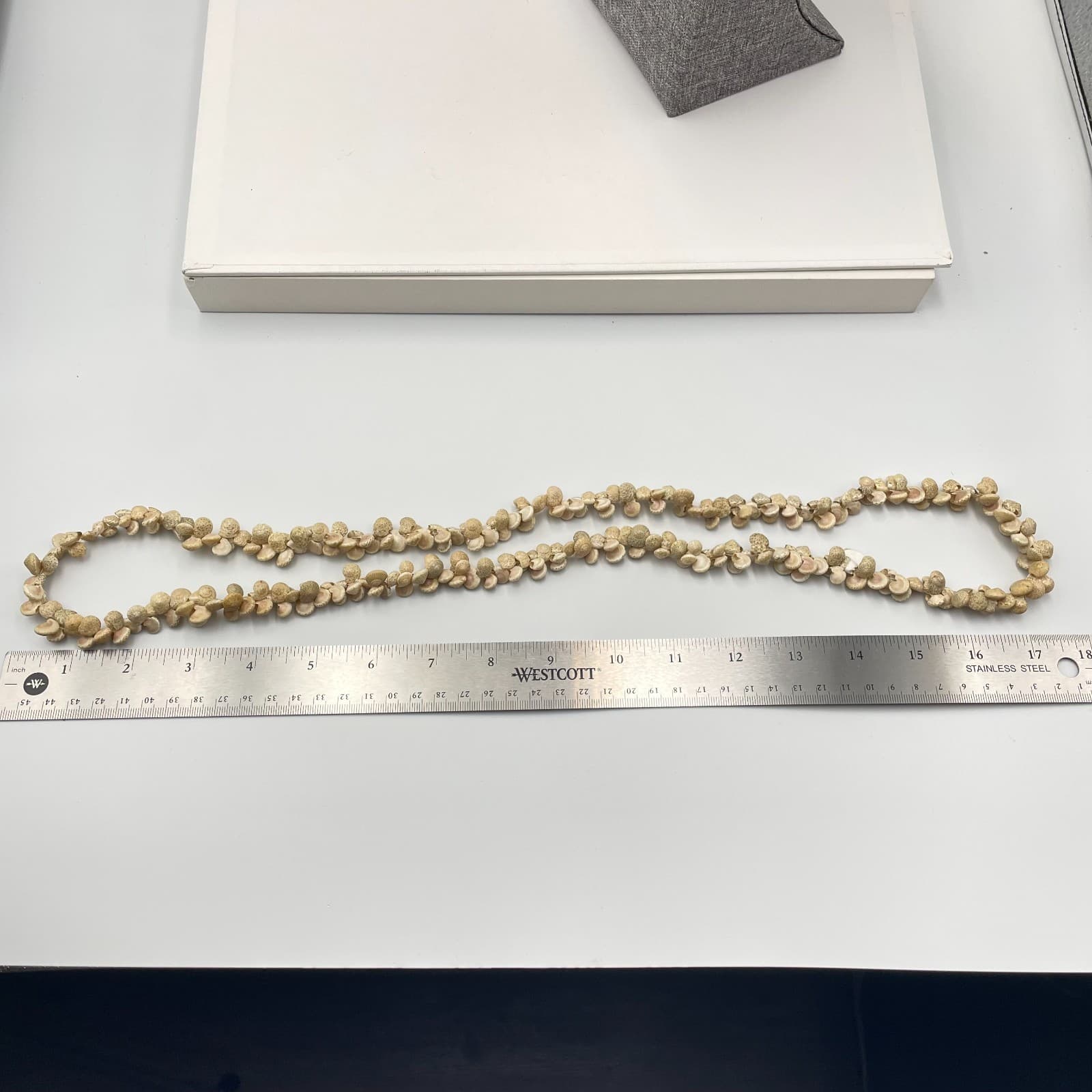 Vintage 80s Cream Shell Lei Strand Necklace Boho Classic Fashion Women's Jewelry - Thumbnail 5