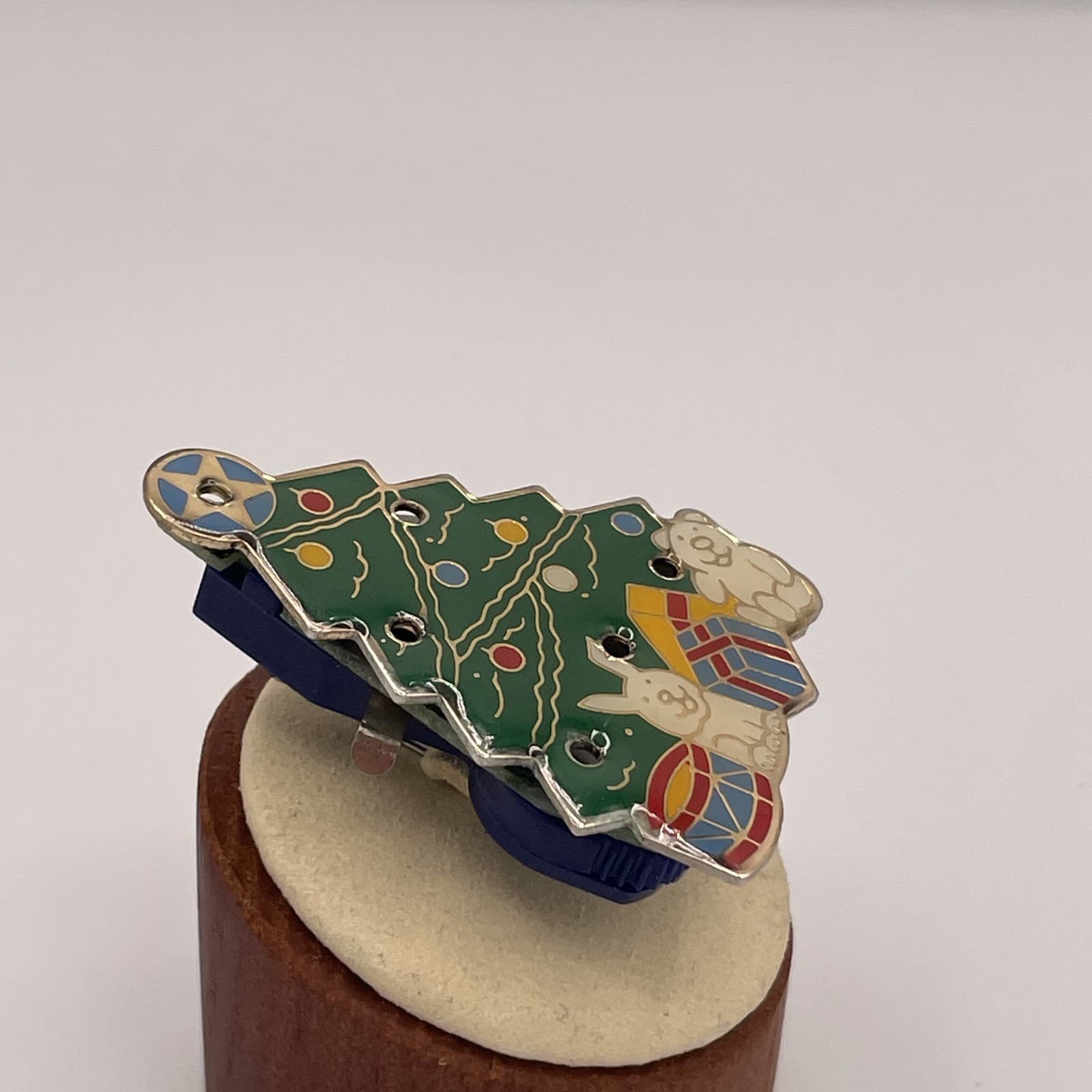 Vintage Christmas Tree Light Up Brooch Pin Toys Presents Enamel Silver Tone - Thumbnail 9