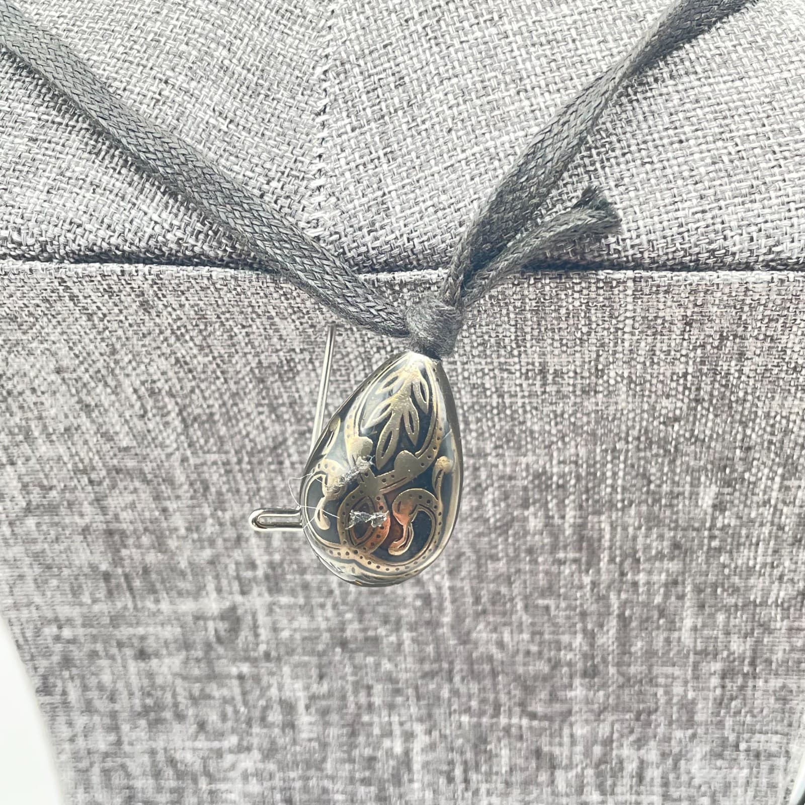 Vintage 90s Statement Beaded Cord Necklace Metallic Mixed Media Charms Jewelry - Thumbnail 6