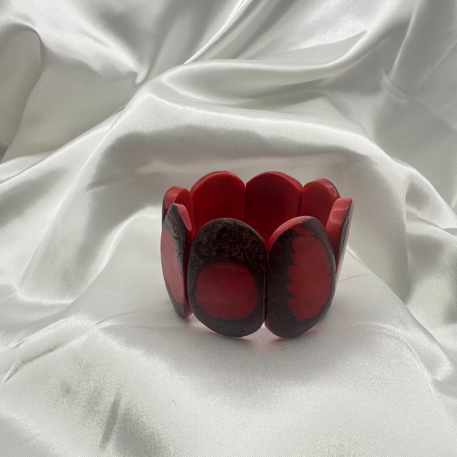 Vintage 90s Red Tagua Nut Elastic Stretch Chunky Boho Statement Cuff Bracelet - Thumbnail 4