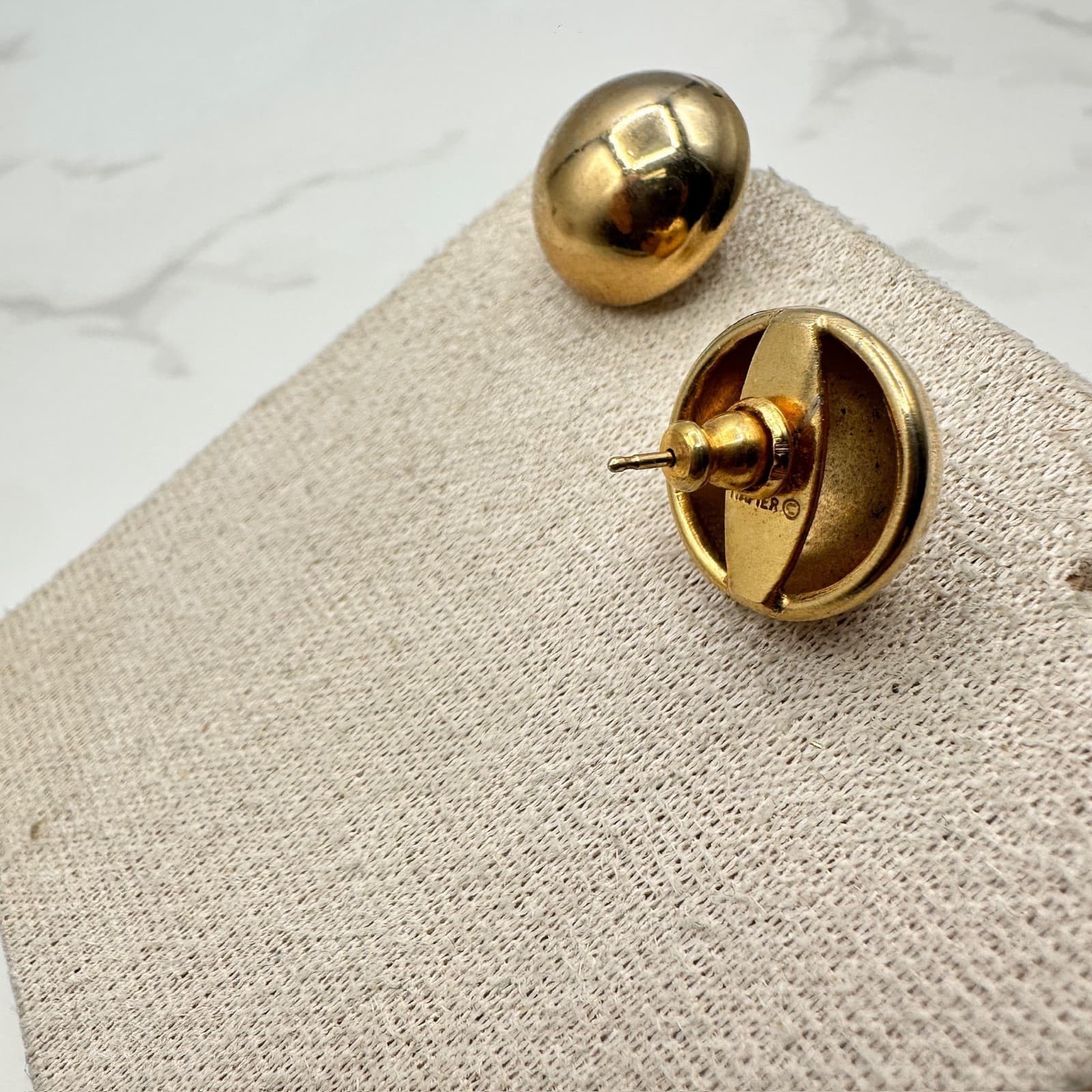 Vintage Napier Gold-Tone High-Shine Durable Classic Costume Dome Stud Earrings - Thumbnail 4