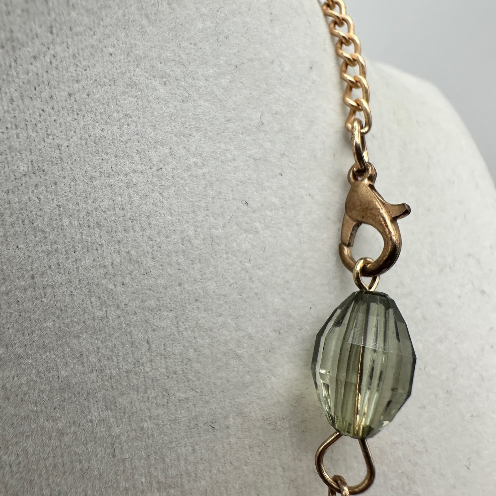 Vintage Gold Tone Chain Necklace Green Acrylic Glass Bead Drop Women's Jewellery - Thumbnail 6