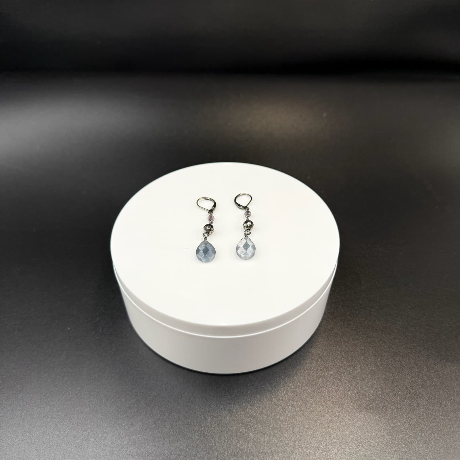 Vintage Faceted Gray Modern Classic Leverback Beaded Teardrop Dangle Earrings - Image 1