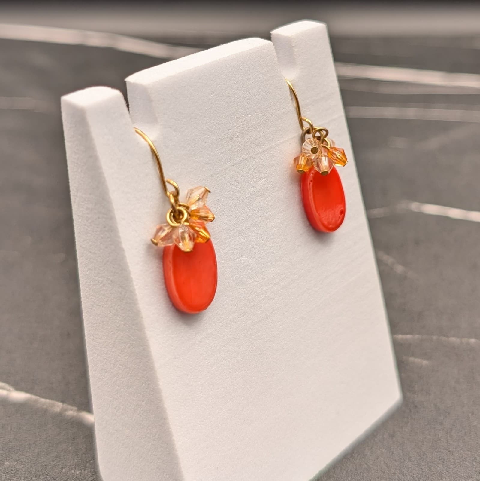 Vintage Orange Bead Dangle Earrings w/ Gold Tone Crystal Cluster Fall Boho - Thumbnail 2