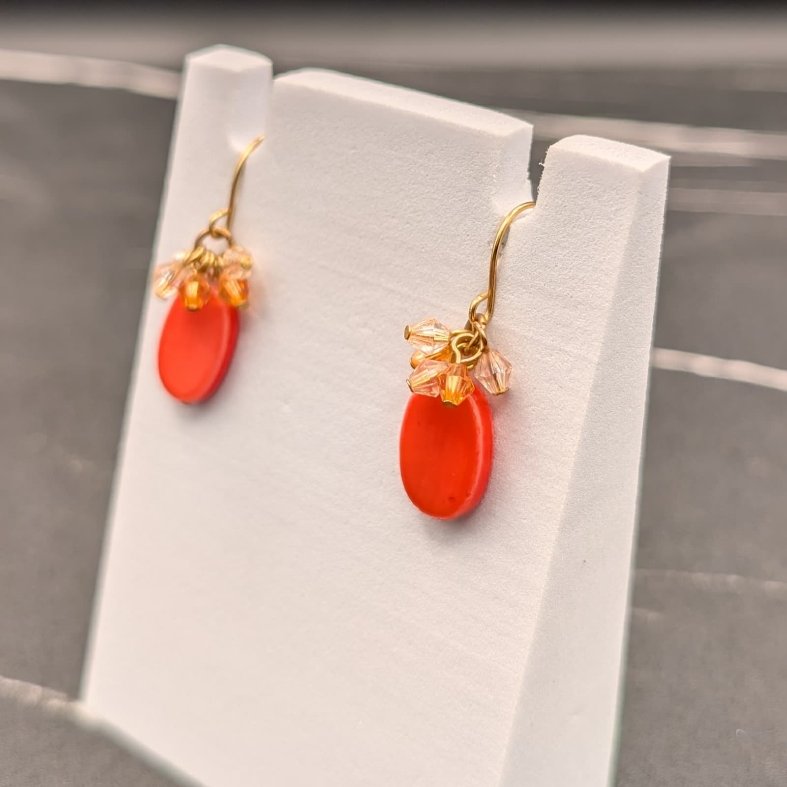 Vintage Orange Bead Dangle Earrings w/ Gold Tone Crystal Cluster Fall Boho - Thumbnail 3