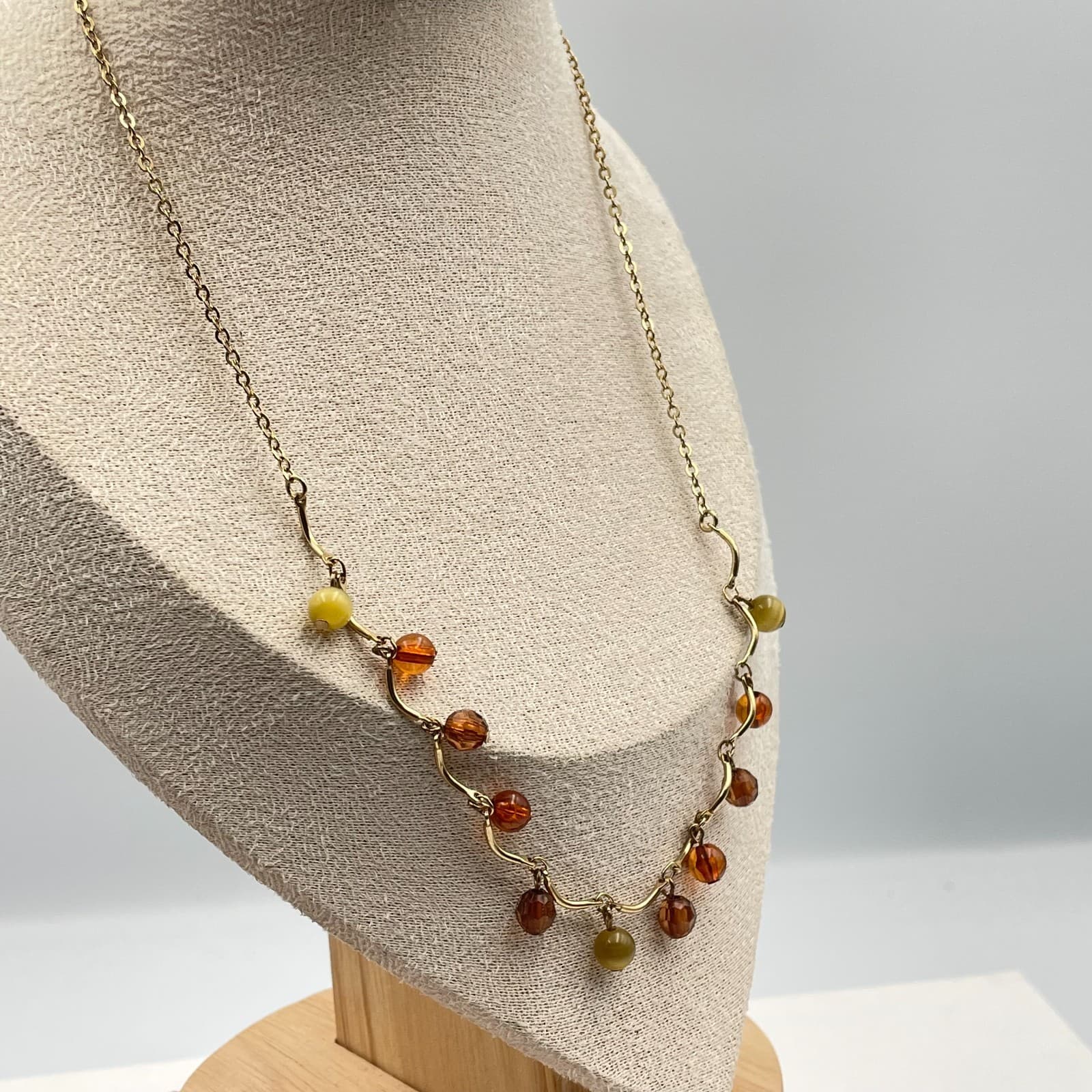 Vintage 90s Boho Gold Tone Amber Green Beaded Dangle Necklace Women's Jewelry - Thumbnail 7