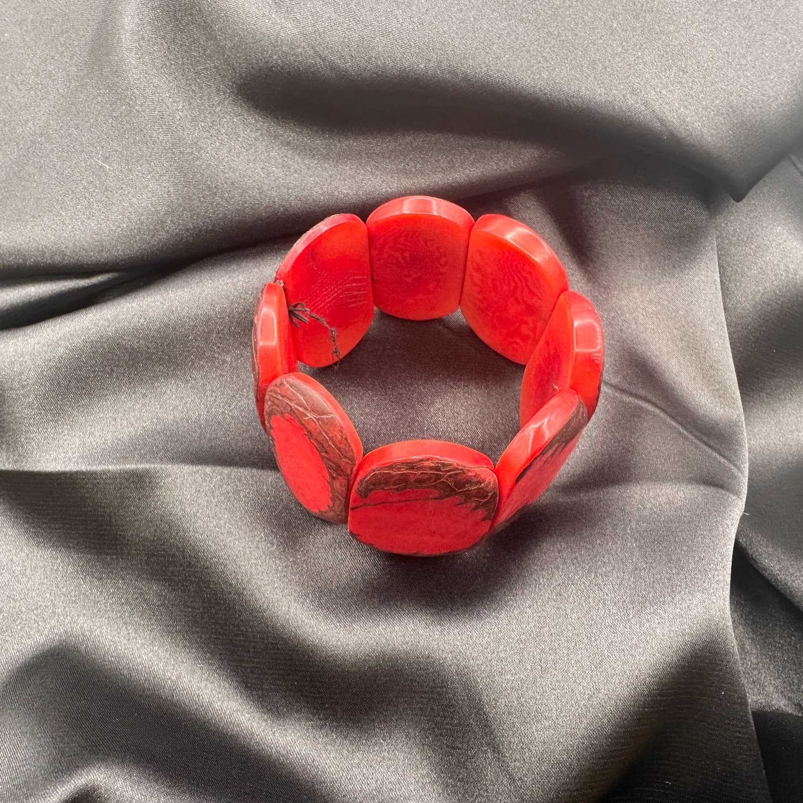 Vintage 90s Red Tagua Nut Elastic Stretch Chunky Boho Statement Cuff Bracelet - Thumbnail 8