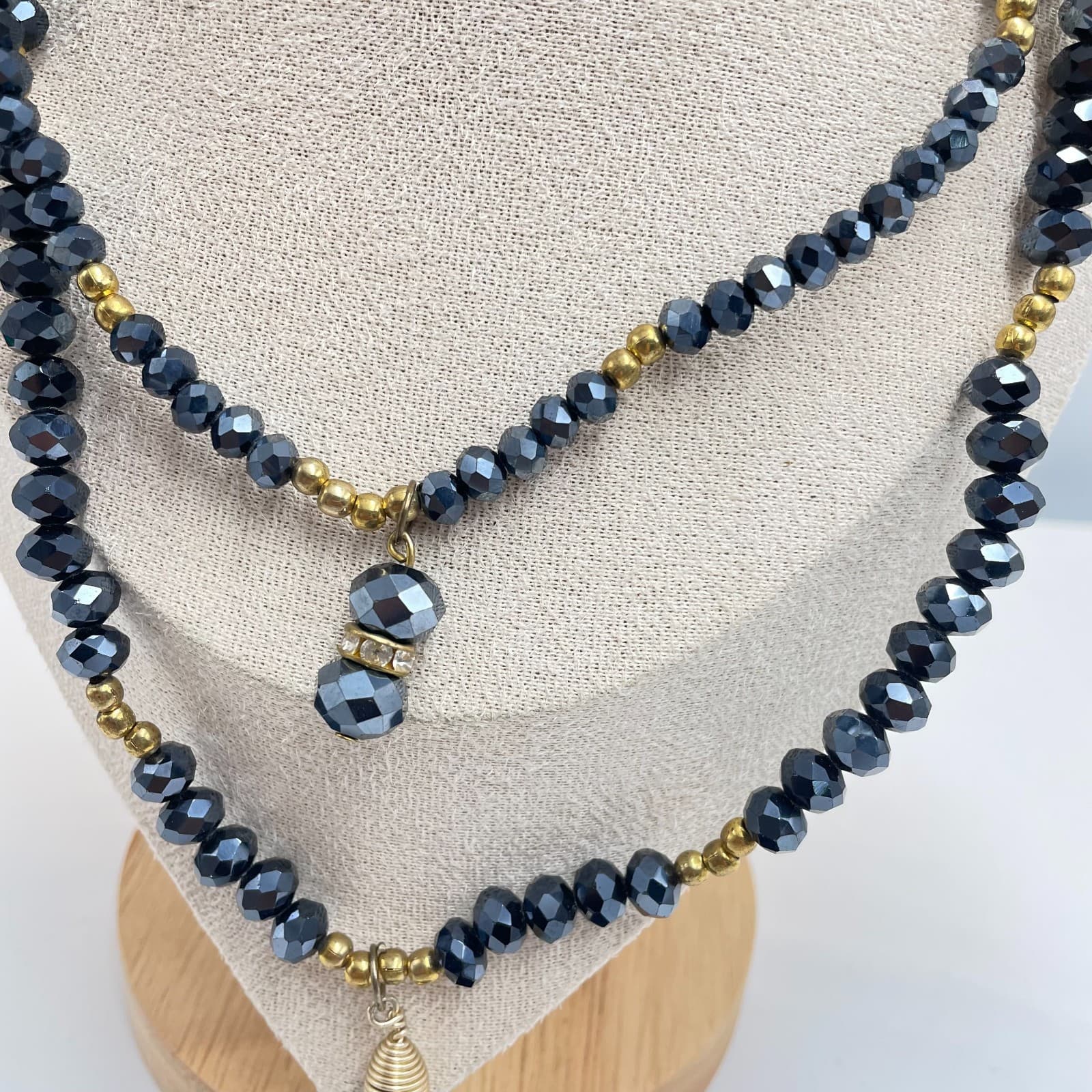 Vintage 90s Double Layer Black Glass Bead Tassel Necklace Gold Tone Boho Estate - Thumbnail 3