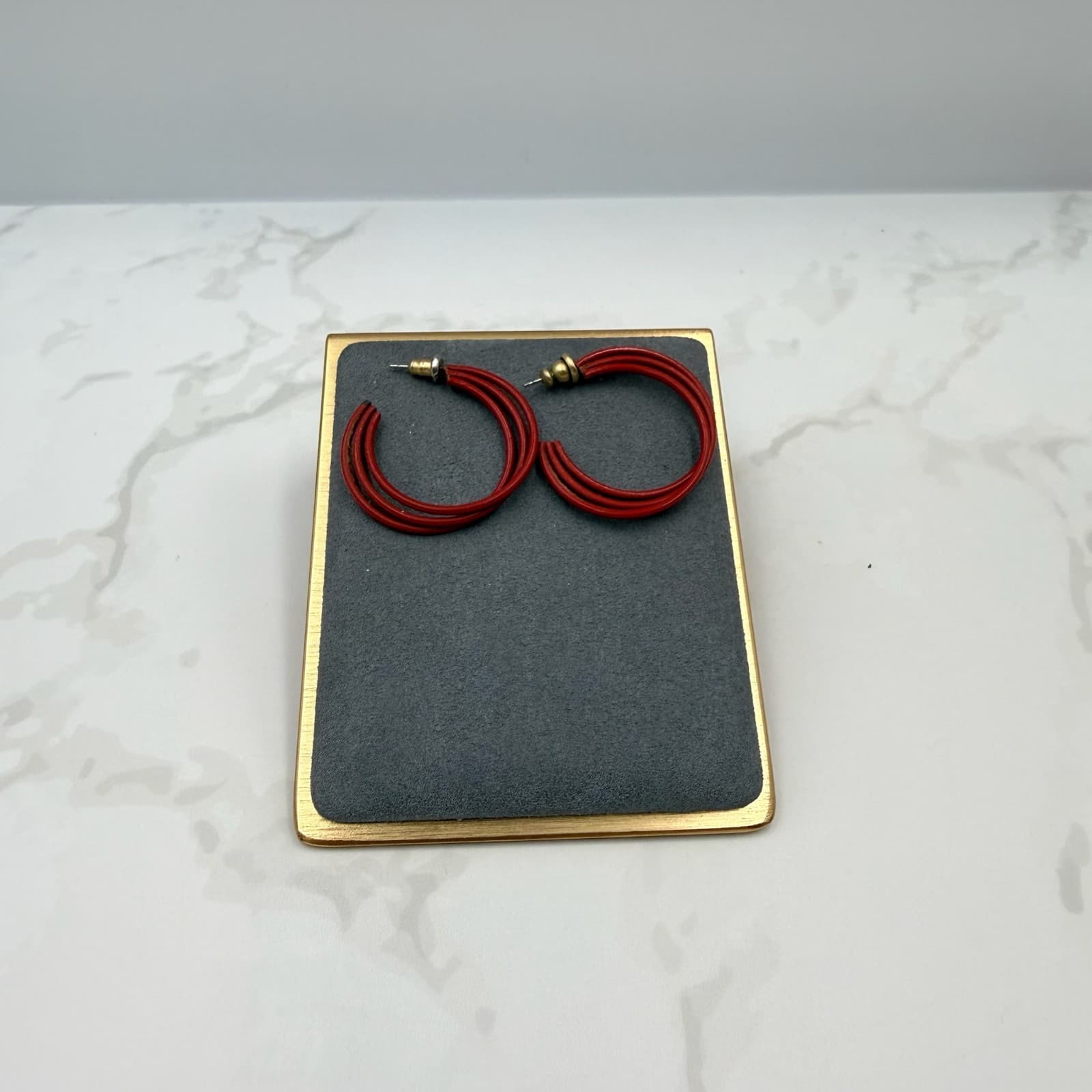 Vintage Red Triple Intertwined Silver Gold-Toned Retro Clip-On Hoop Earrings - Thumbnail 2