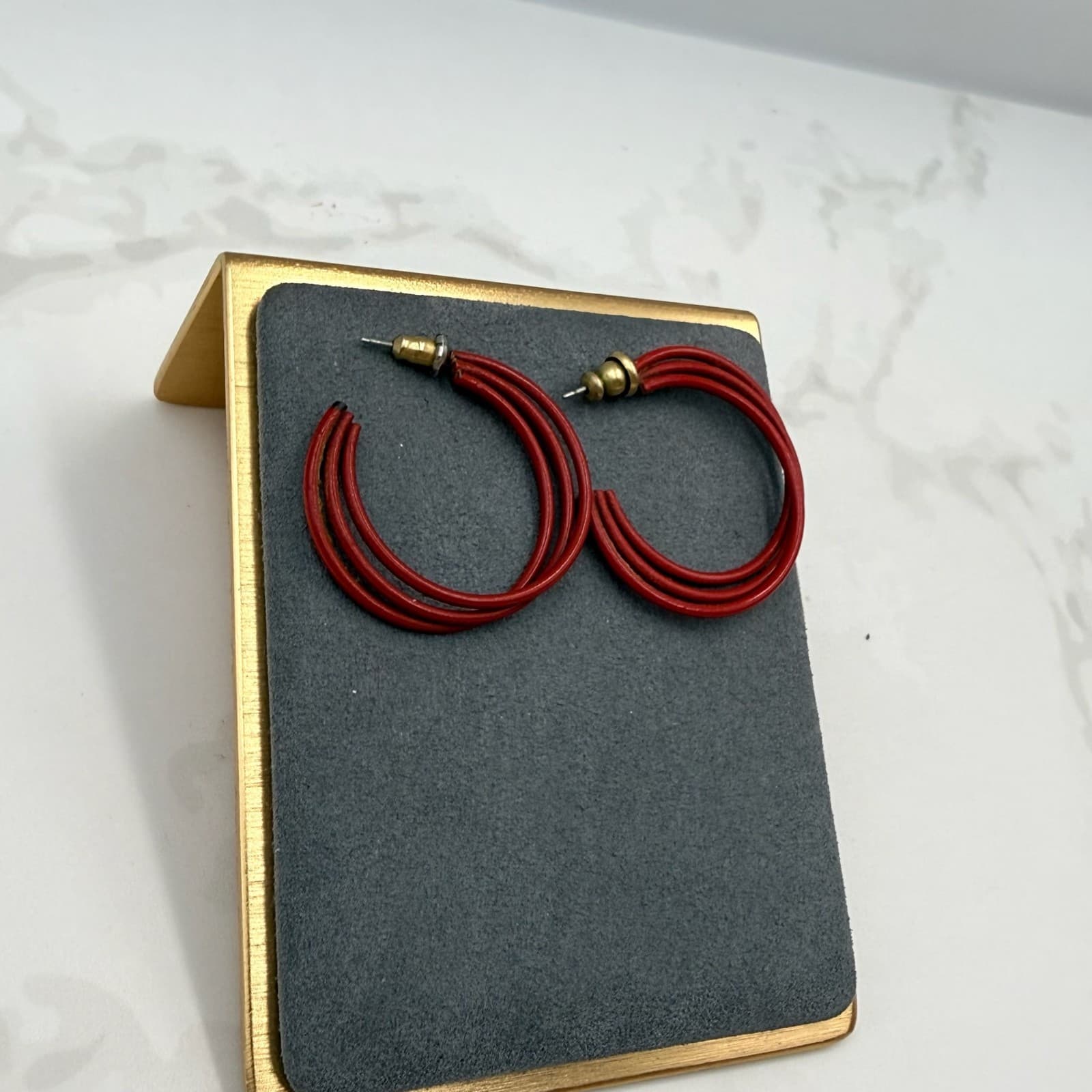 Vintage Red Triple Intertwined Silver Gold-Toned Retro Clip-On Hoop Earrings - Thumbnail 3