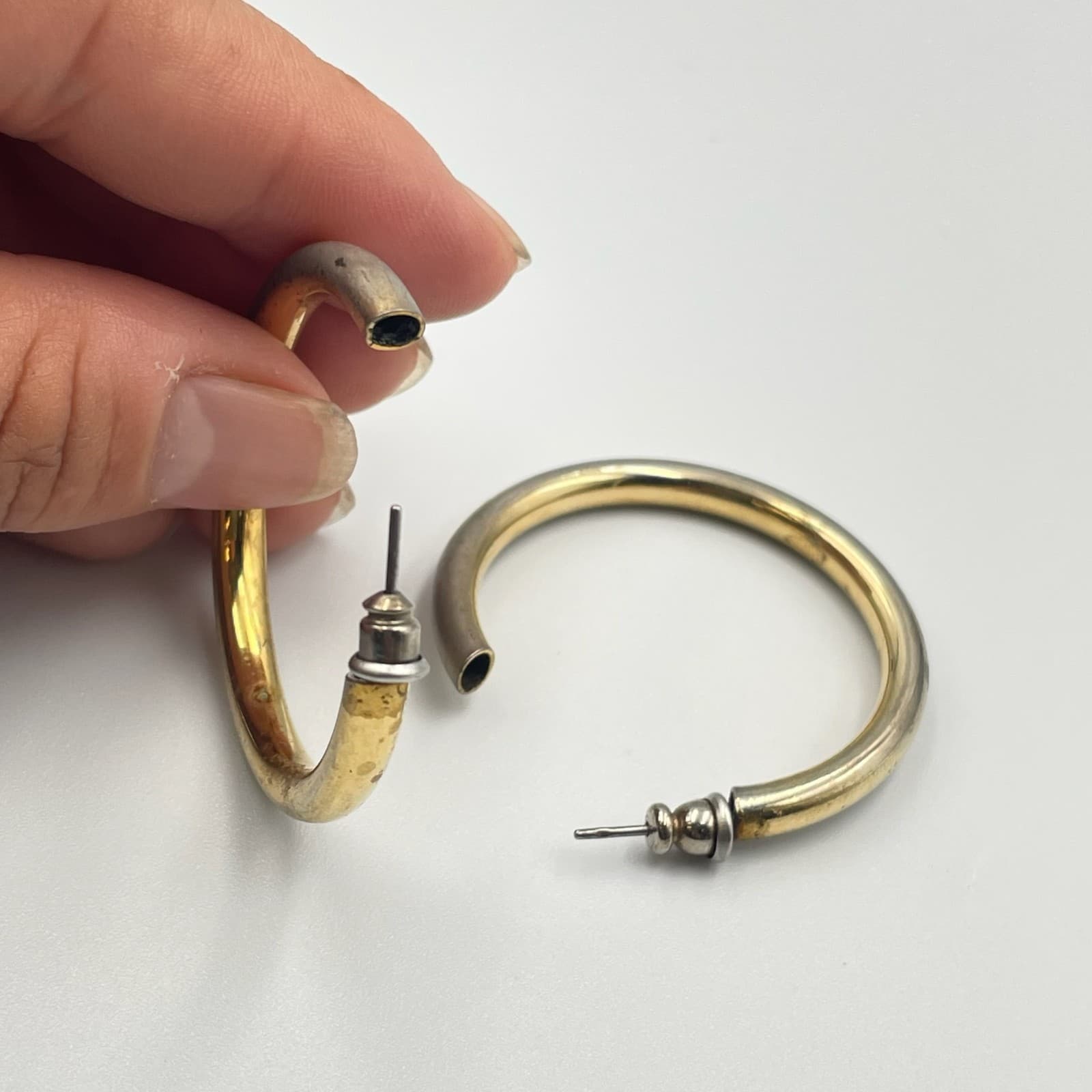 Vintage Thick Tube C-Hoop Earrings Gold/Silver Tone Post Modernist - Thumbnail 8