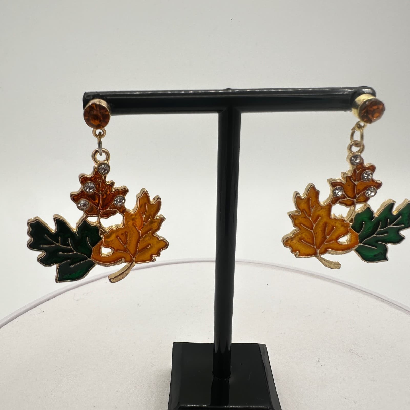 Vintage Autumn Leaf Cluster Earrings Enamel Fall Colors Gold-Tone Dangles - Thumbnail 2