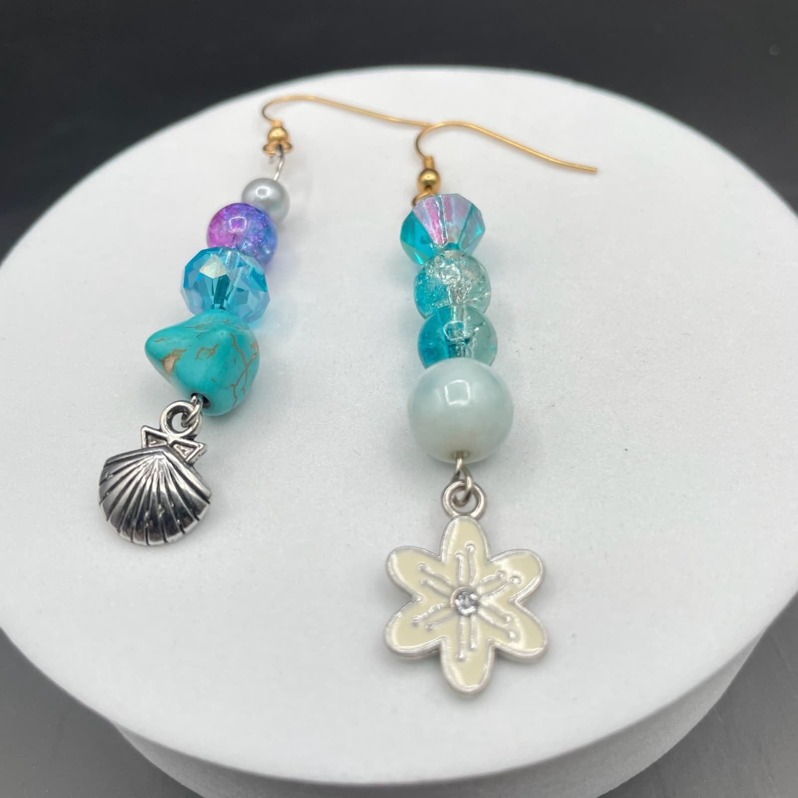 Vintage VTG Clay Stone, Plastic & Glass Blue Beaded Ocean Nature Charm Dangle - Thumbnail 5