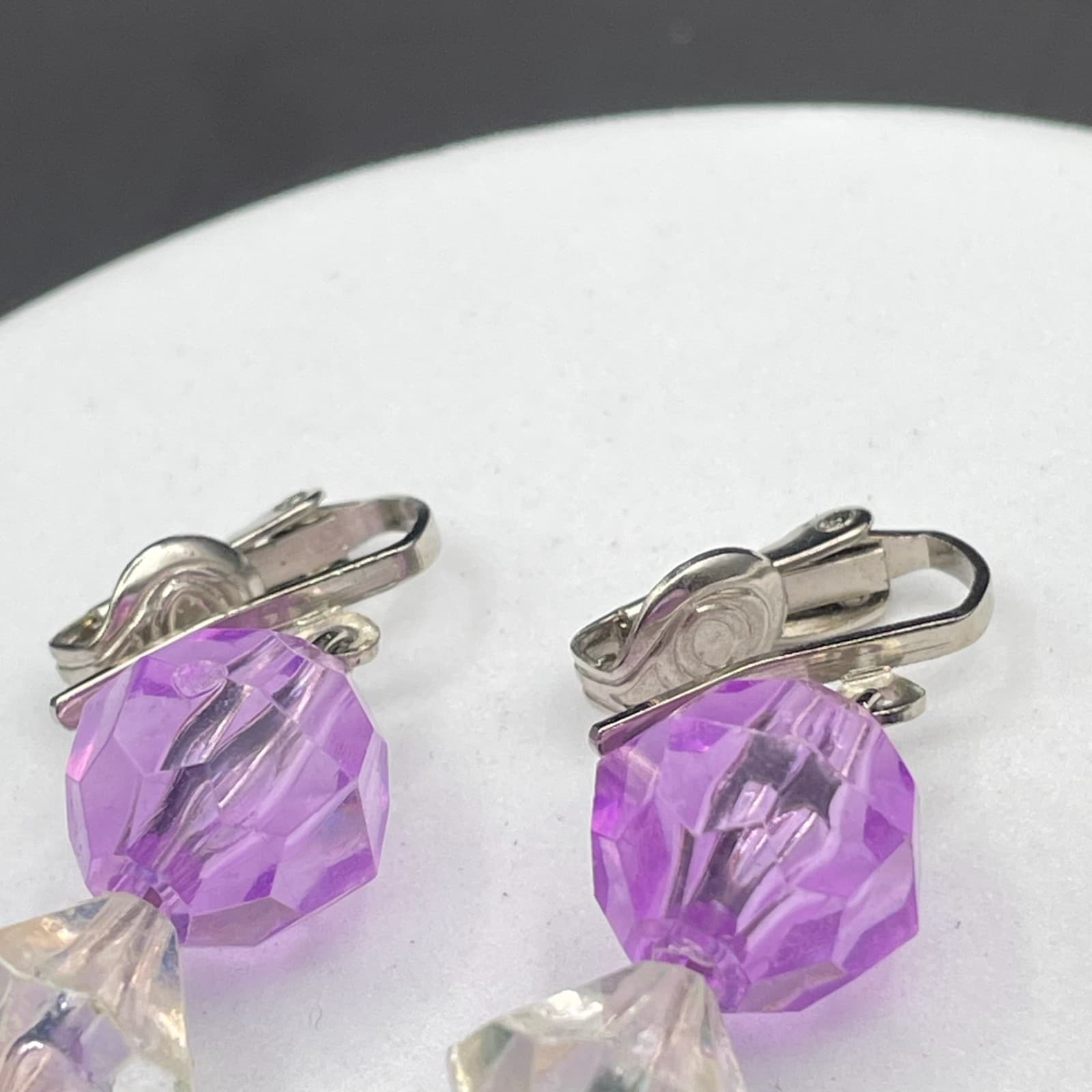 Vintage Lavender Translucent Faceted Beads Silver-Tone Plastic Clip-On Earrings - Thumbnail 6