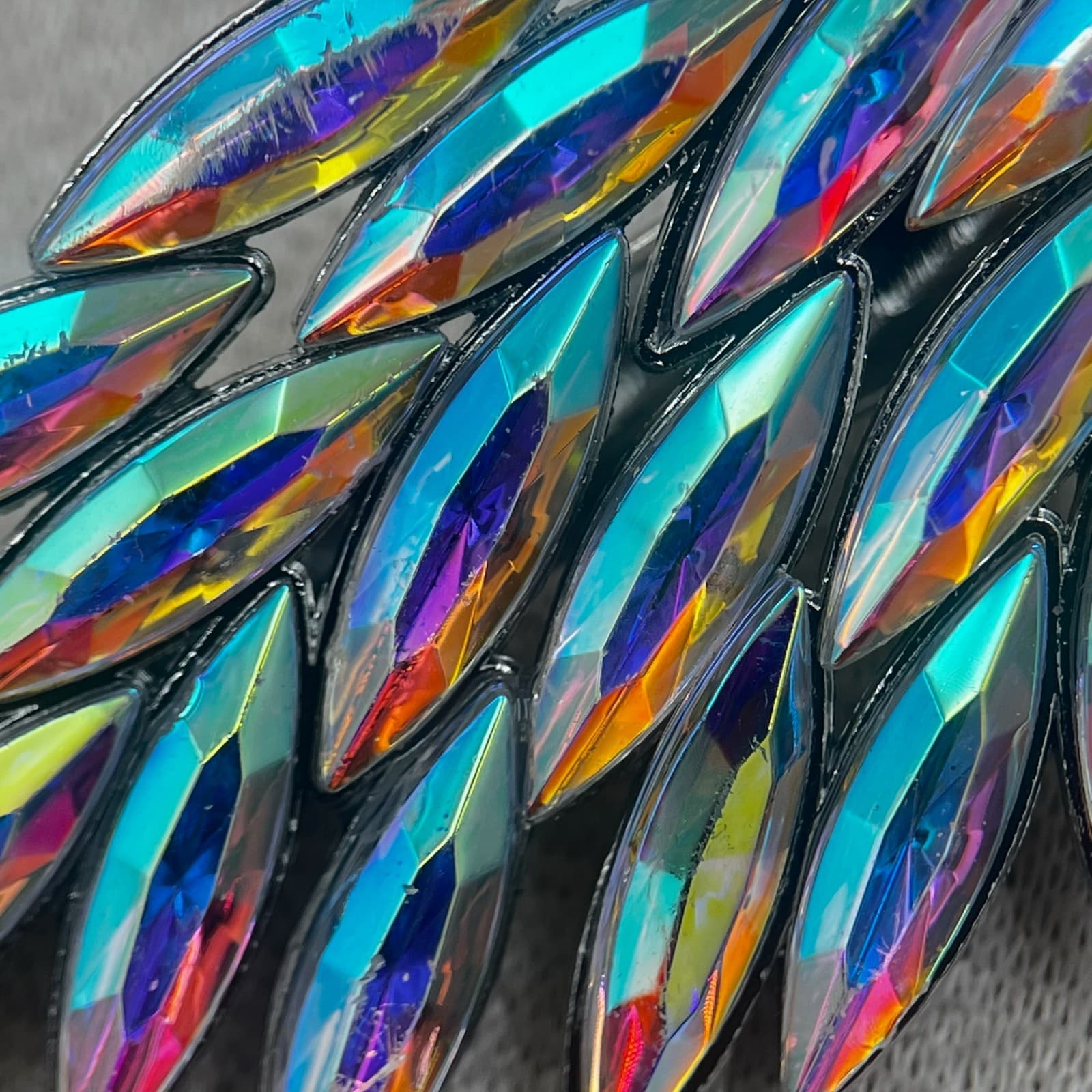 Vintage Sherman-Style Aurora Borealis Crystal Leaf Brooch / Hair Clip - Thumbnail 5