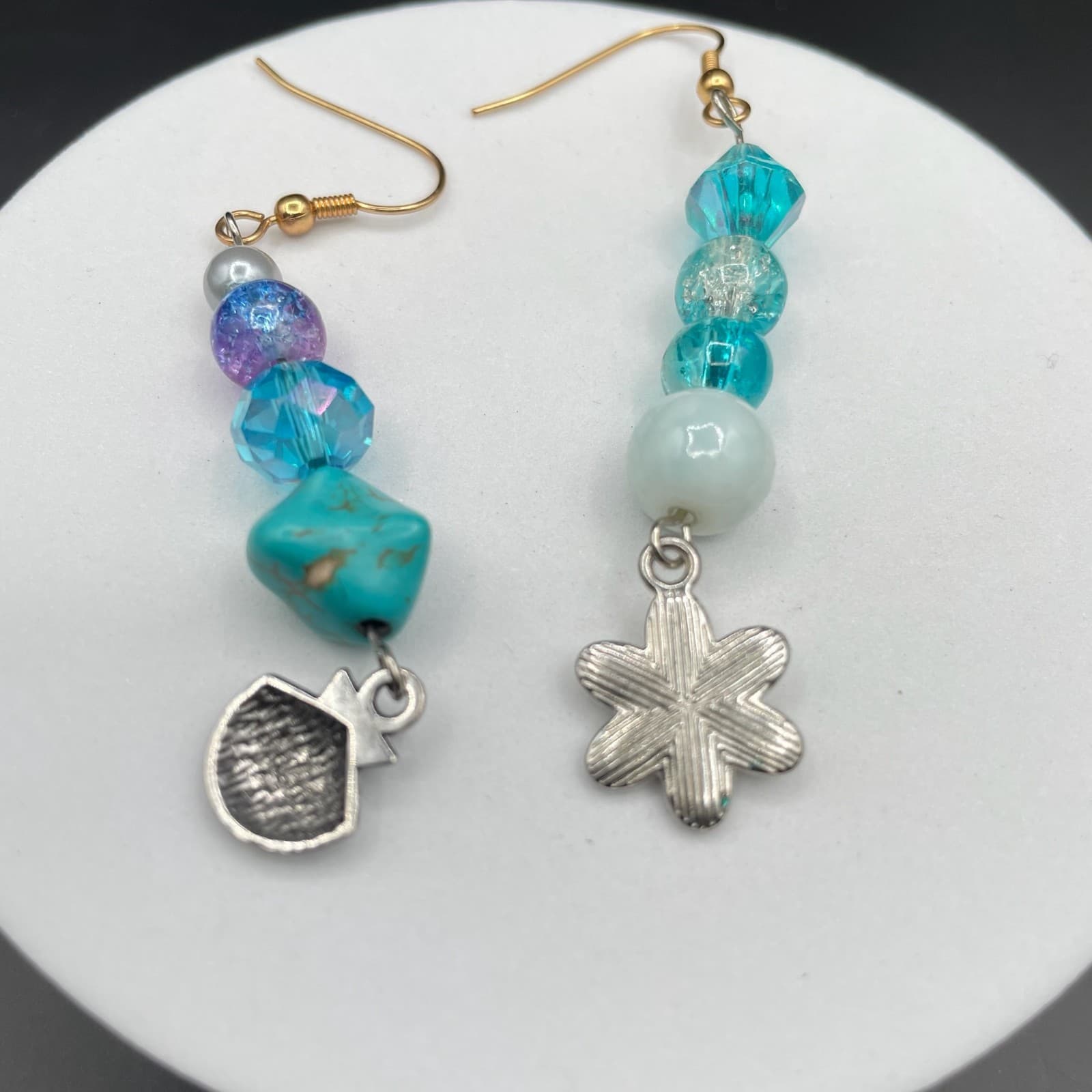 Vintage VTG Clay Stone, Plastic & Glass Blue Beaded Ocean Nature Charm Dangle - Thumbnail 2