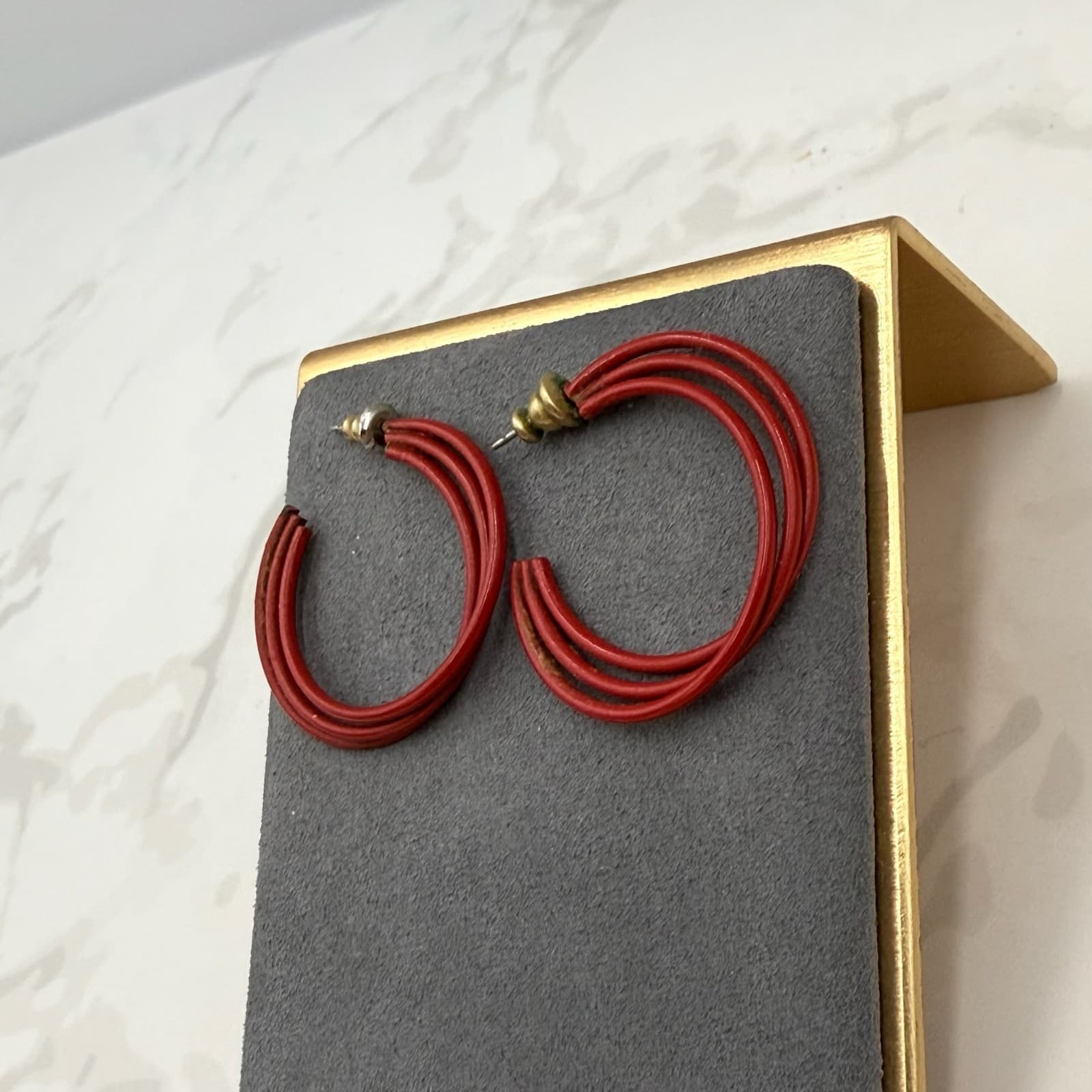 Vintage Red Triple Intertwined Silver Gold-Toned Retro Clip-On Hoop Earrings - Thumbnail 4