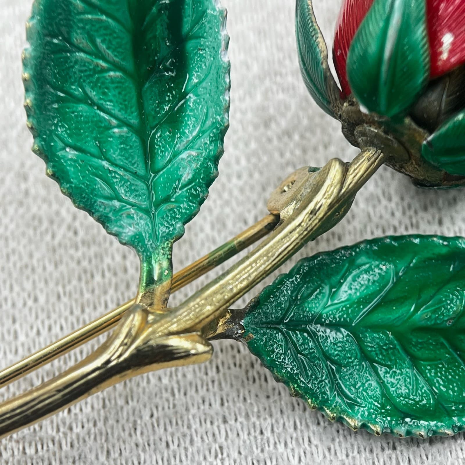 Vintage Gold Tone Red Rose Brooch Pin Painted Metal Flower - Thumbnail 6