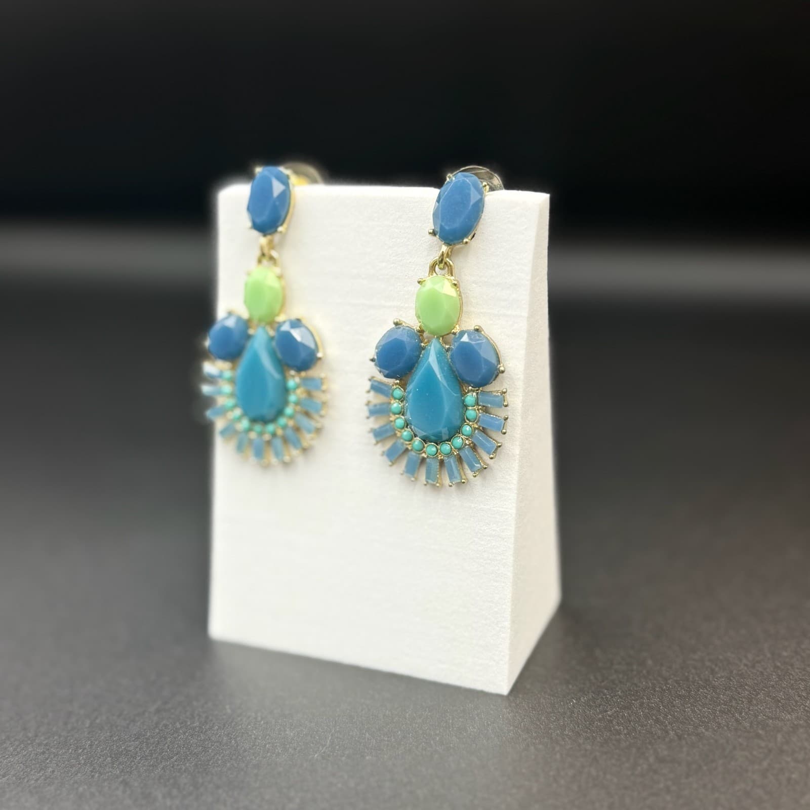 Vintage Beaded Stone Teardrop Gold Tone Chic Boho Stud Drop Chandelier Earrings - Image 1