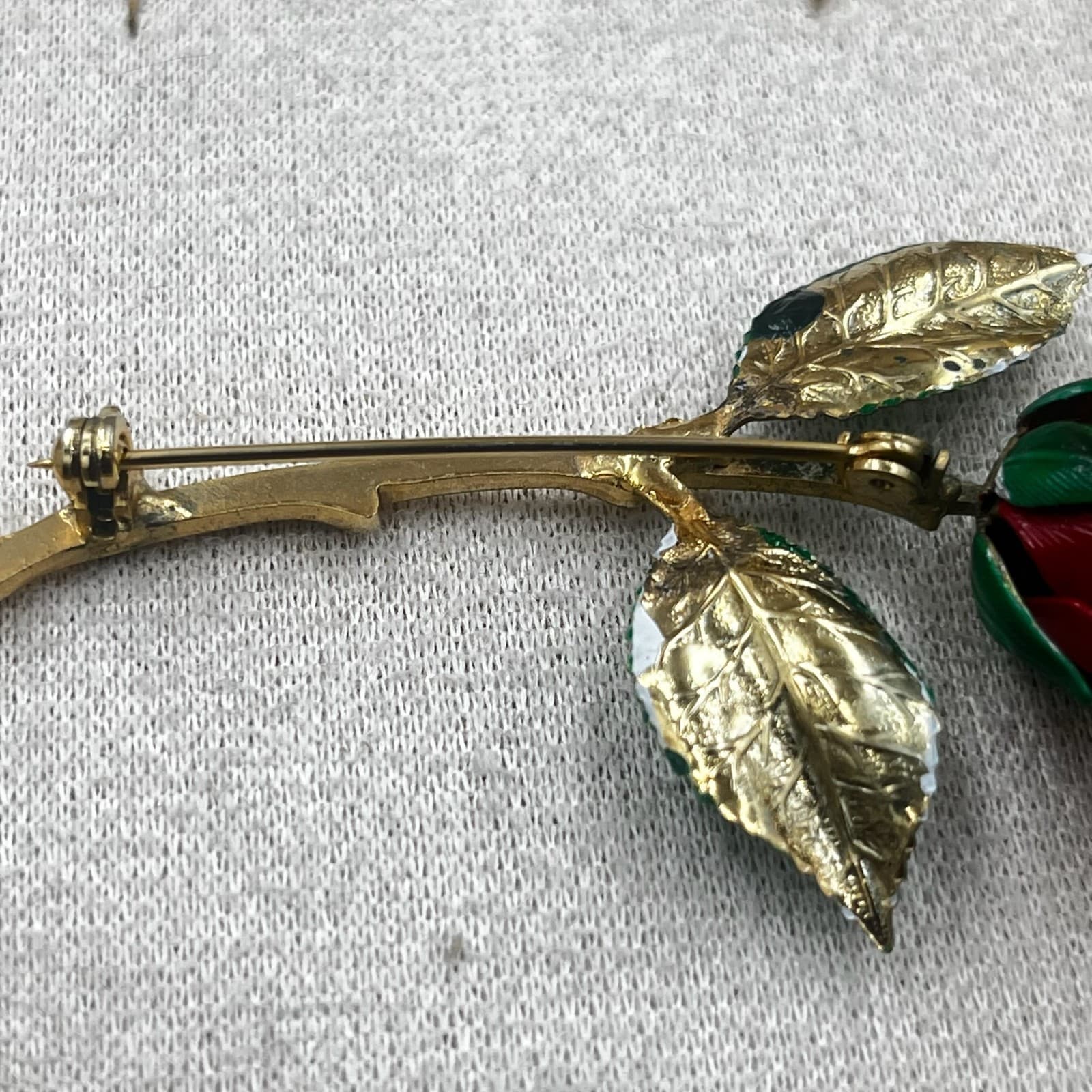 Vintage Gold Tone Red Rose Brooch Pin Painted Metal Flower - Thumbnail 3