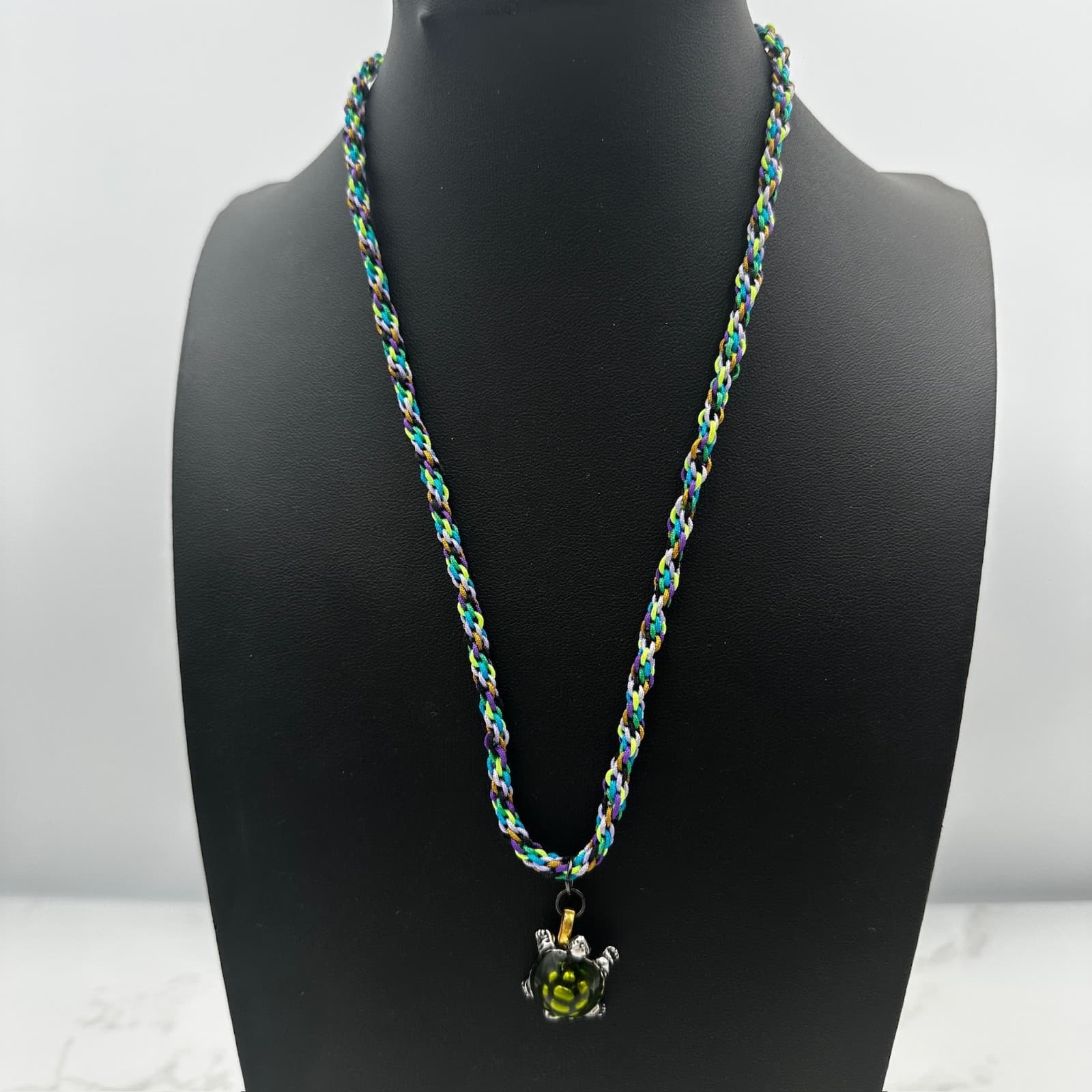 Vintage Green Silver-Toned Cute Turtle Braided Textile Cord Charm Pendant - Thumbnail 2