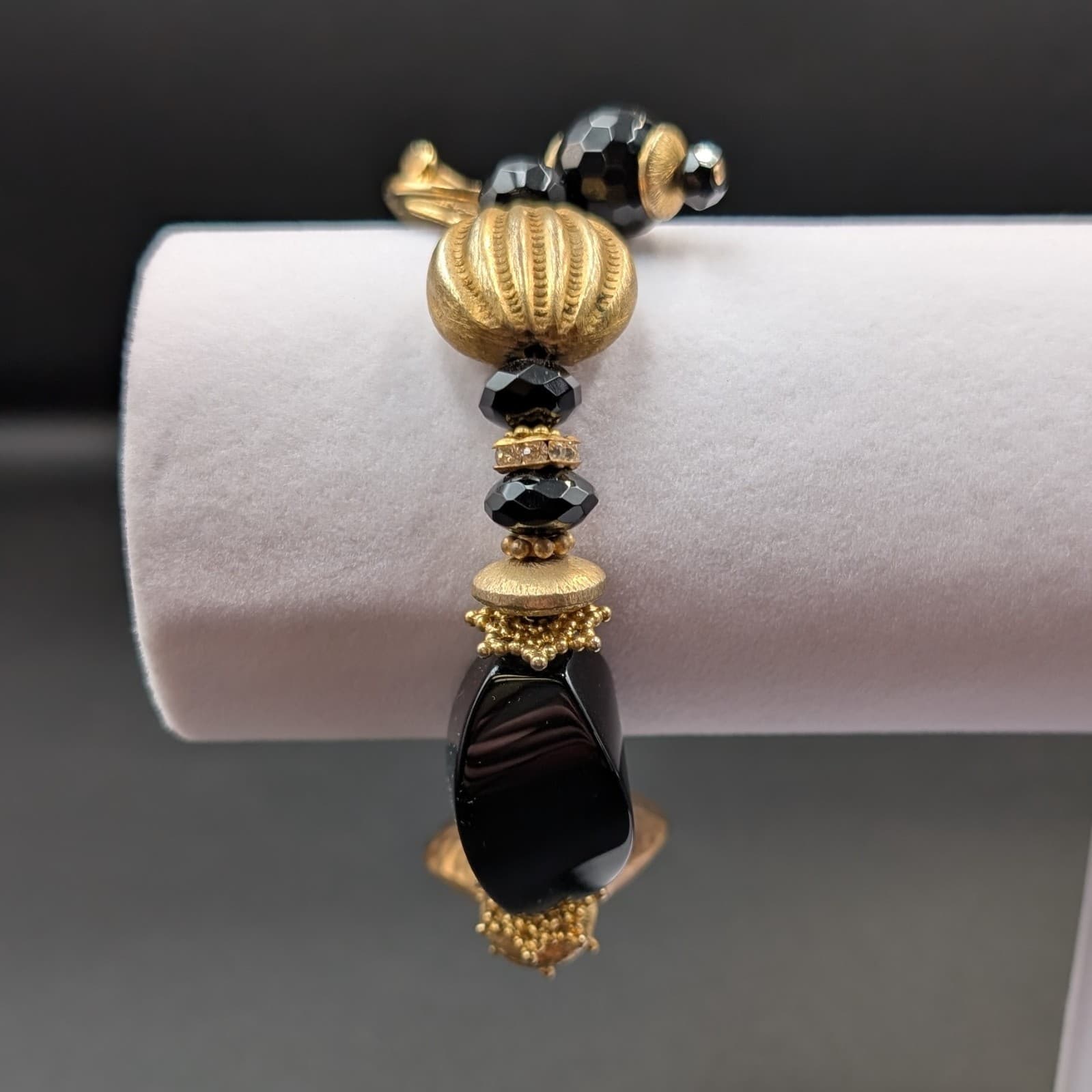 Vintage Gold Heart Dangle Brooch Black Beads Elegant Statement Pin 7in - Thumbnail 3